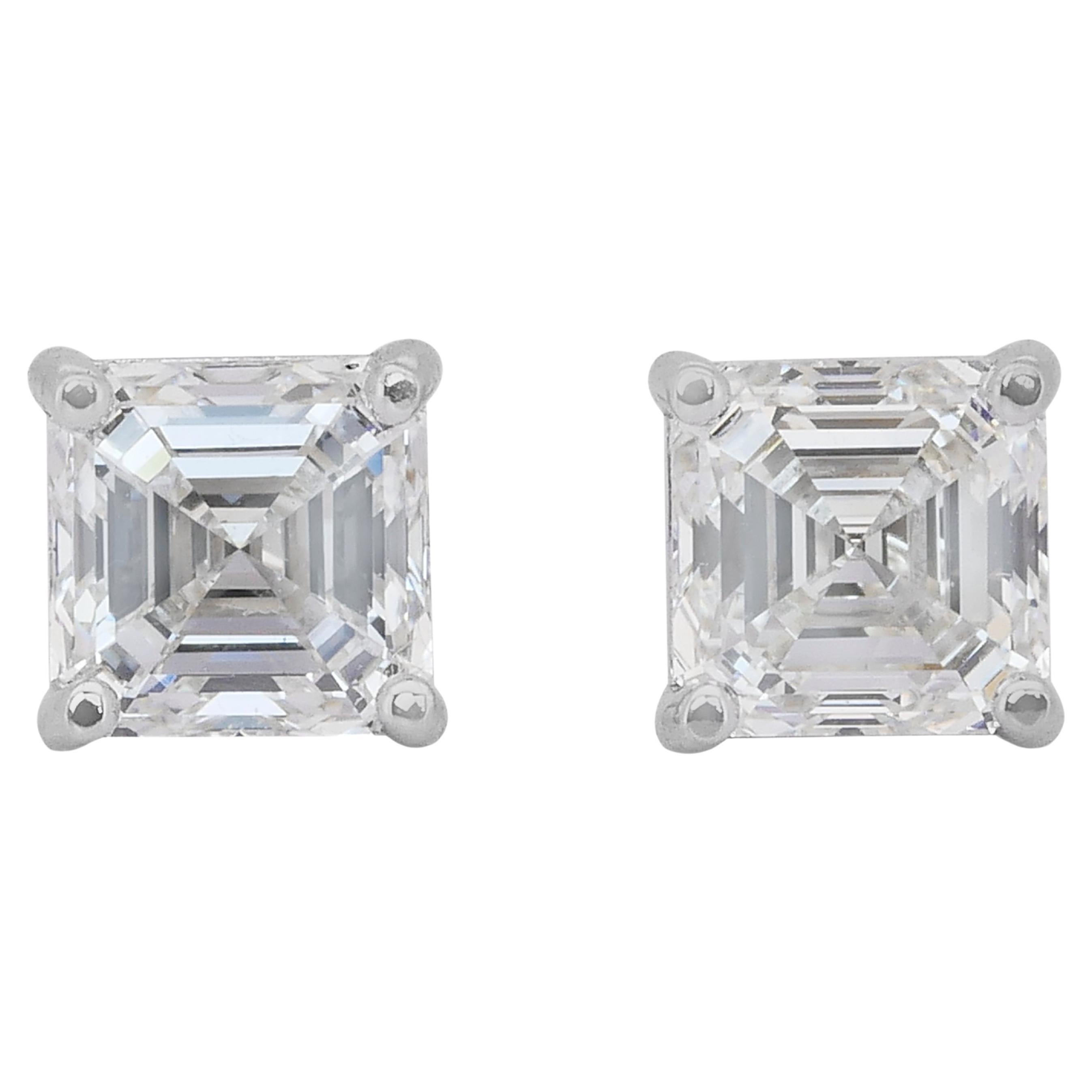 Timeless 2.06ct Diamonds Stud Earrings in 18k White Gold - IGI Certified
