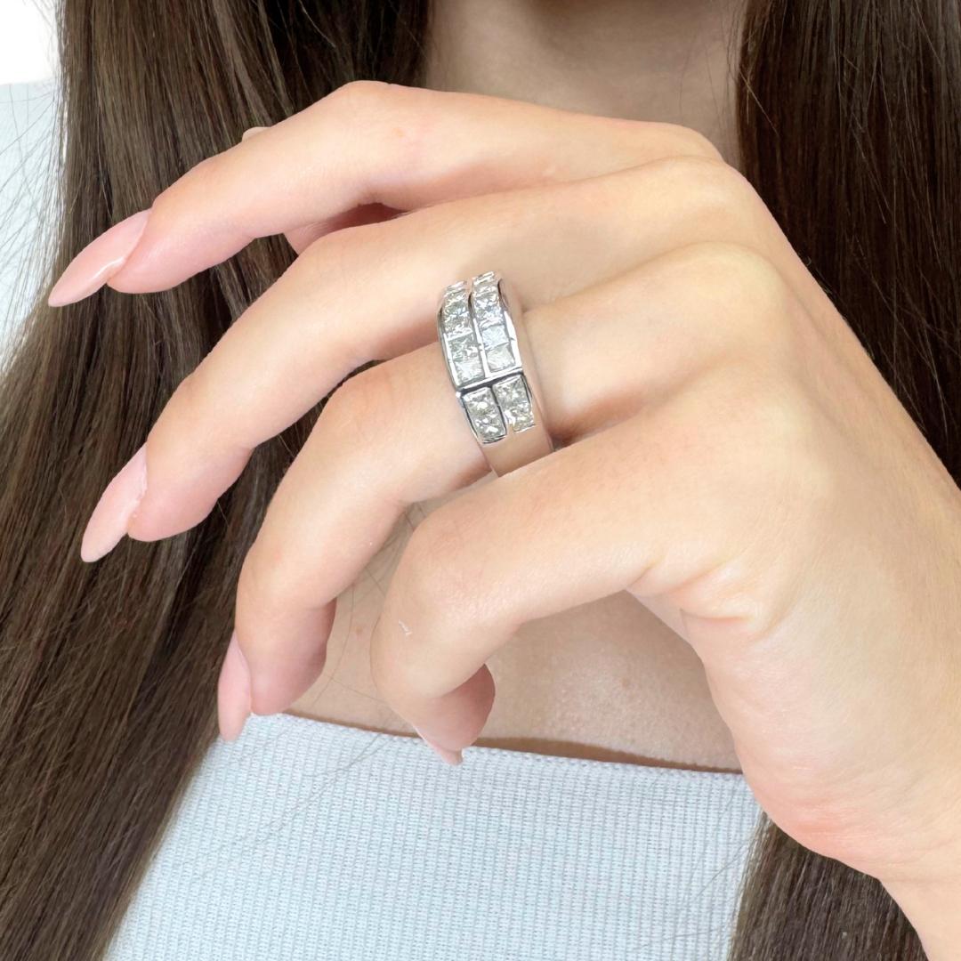 Anello senza tempo con 2,22 carati di diamanti in oro bianco 18 carati - Certificato IGI in vendita 5