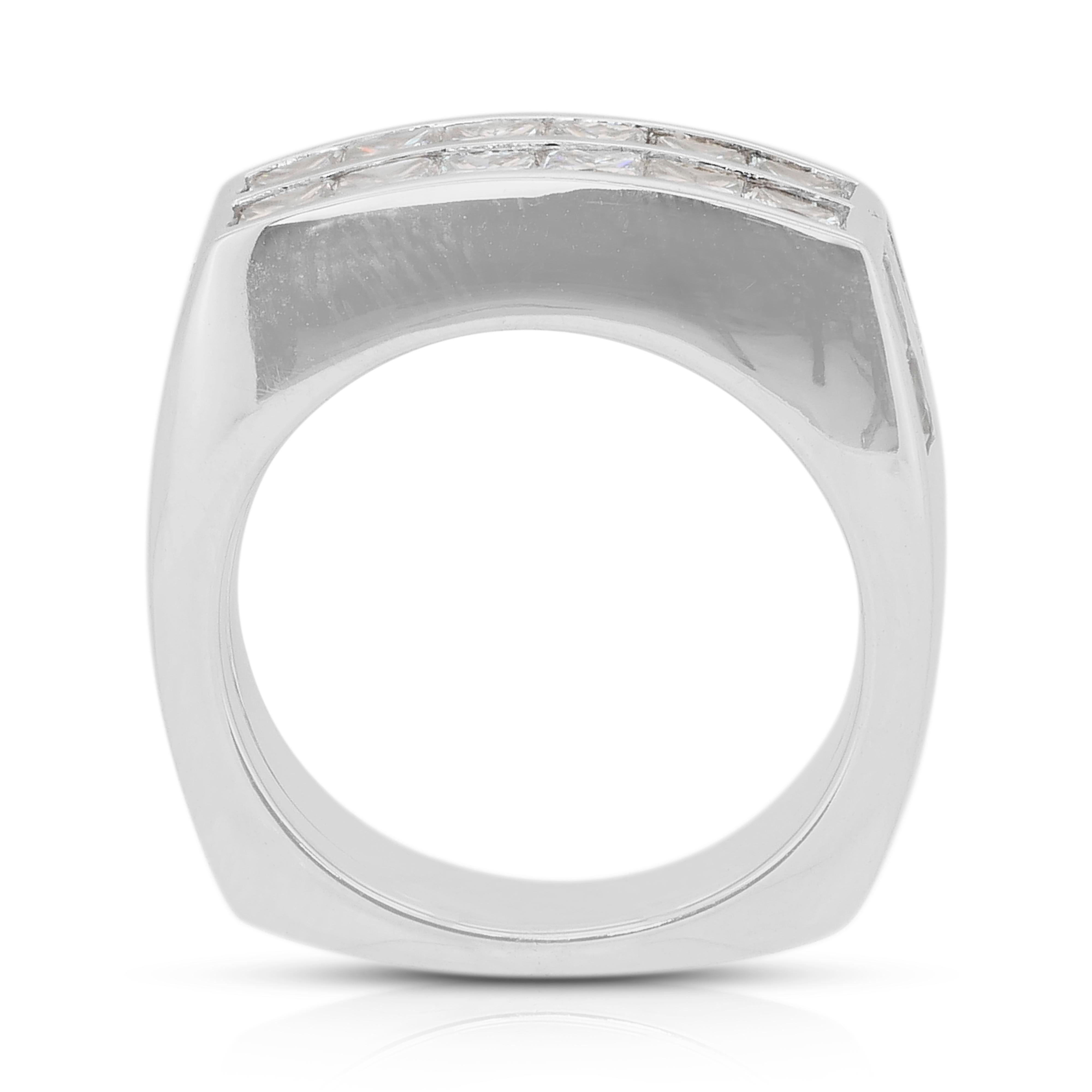 Anello senza tempo con 2,22 carati di diamanti in oro bianco 18 carati - Certificato IGI in vendita 4