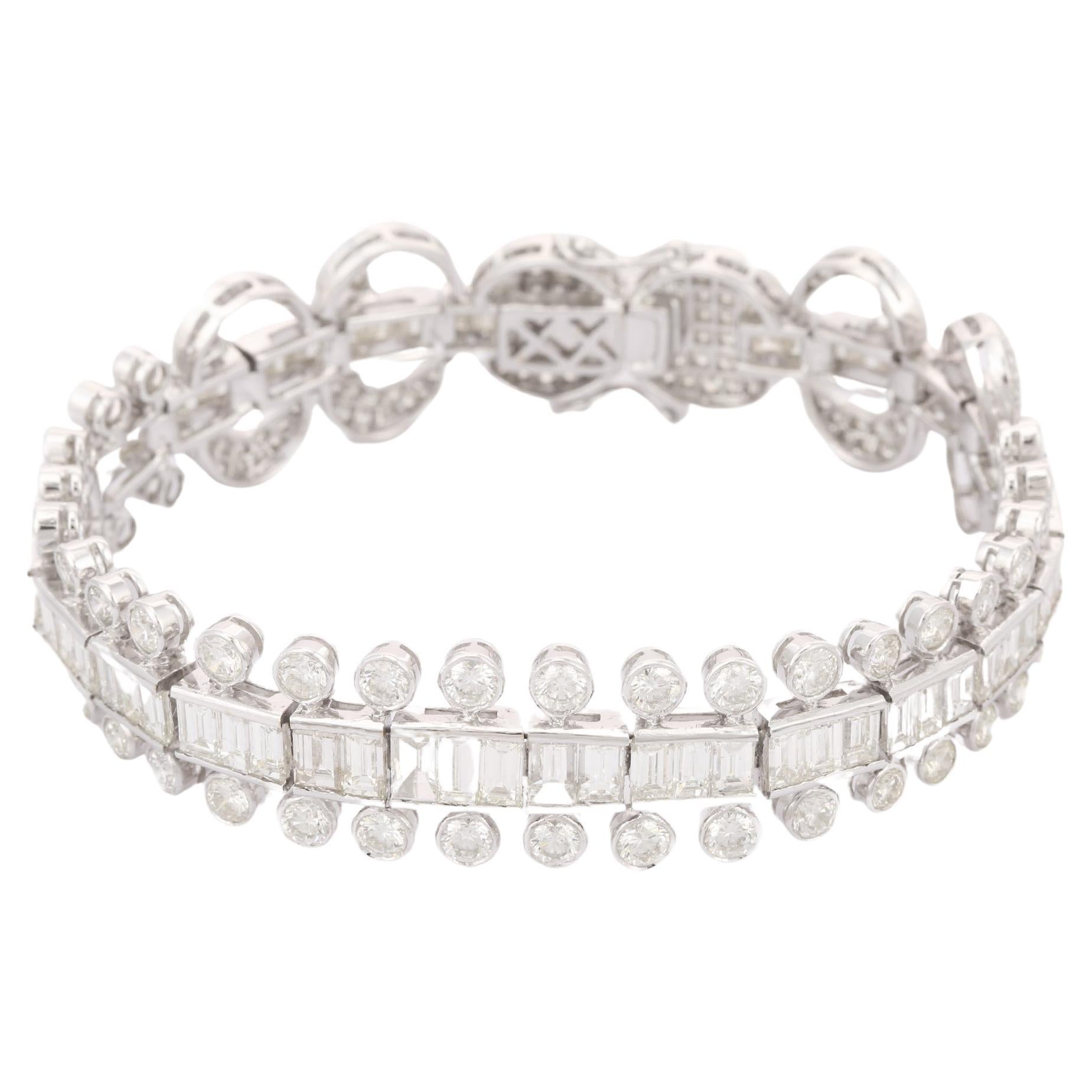 Ce bracelet de mariage intemporel en or 18 carats et diamants 22,66 carats met en valeur des diamants naturels étincelants, d'un poids de 22,66 carats. 
Le diamant, pierre de naissance du mois d'avril, apporte l'amour, la gloire, le succès et la
