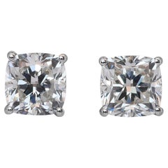Timeless 3.01ct Diamonds Stud Earrings in 18k White Gold - IGI Certified