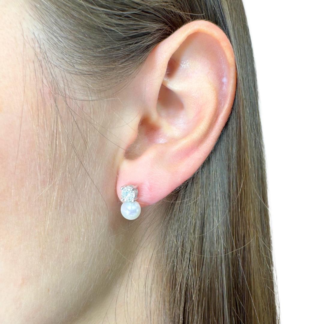 Boucles d'oreilles intemporelles en diamants et perles de culture des mers du Sud de 3,91ct en vente 6