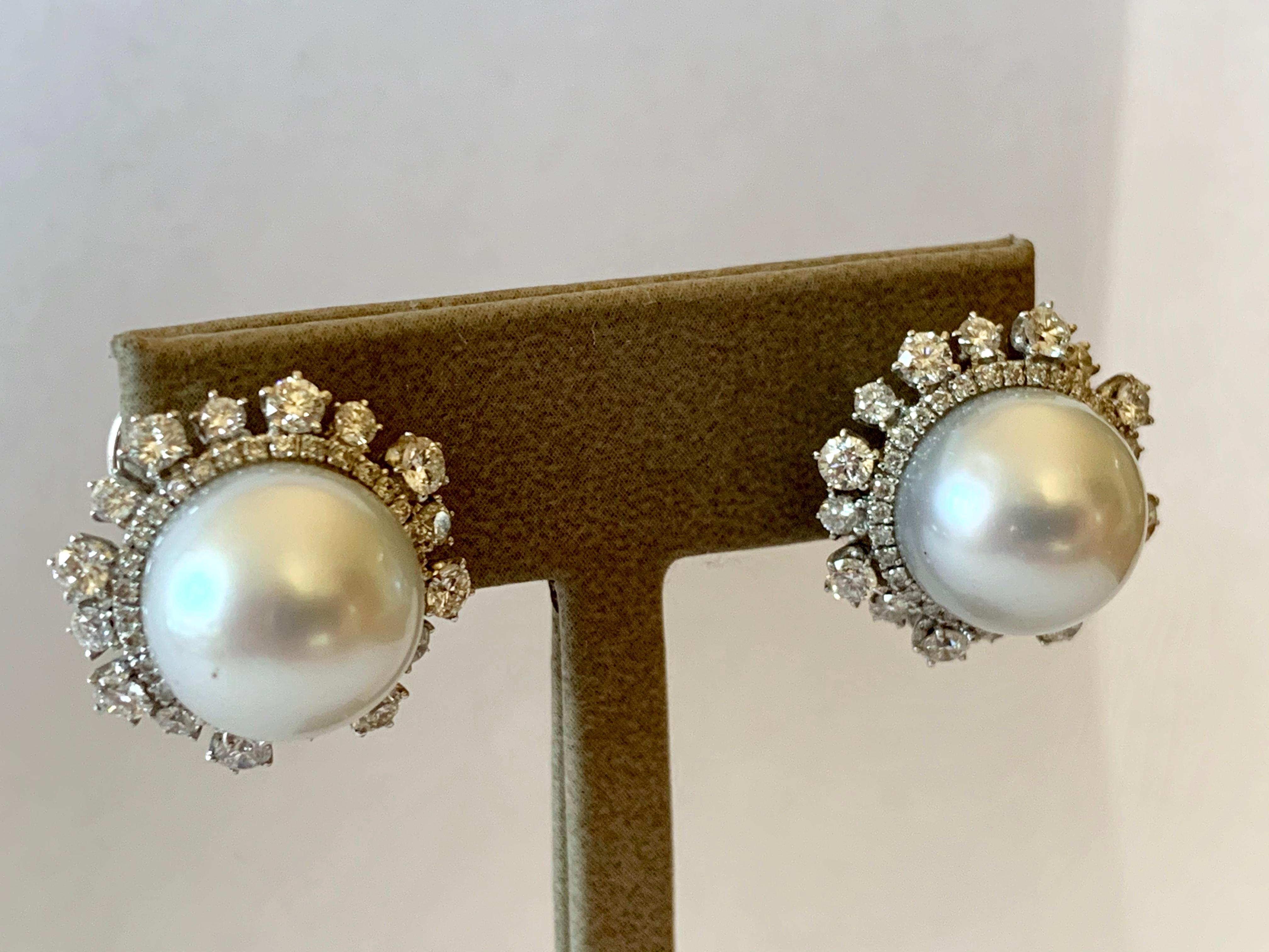 Contemporary Timeless and Elegant 18 Karat White Gold South Sea Pearl Diamond Earrings