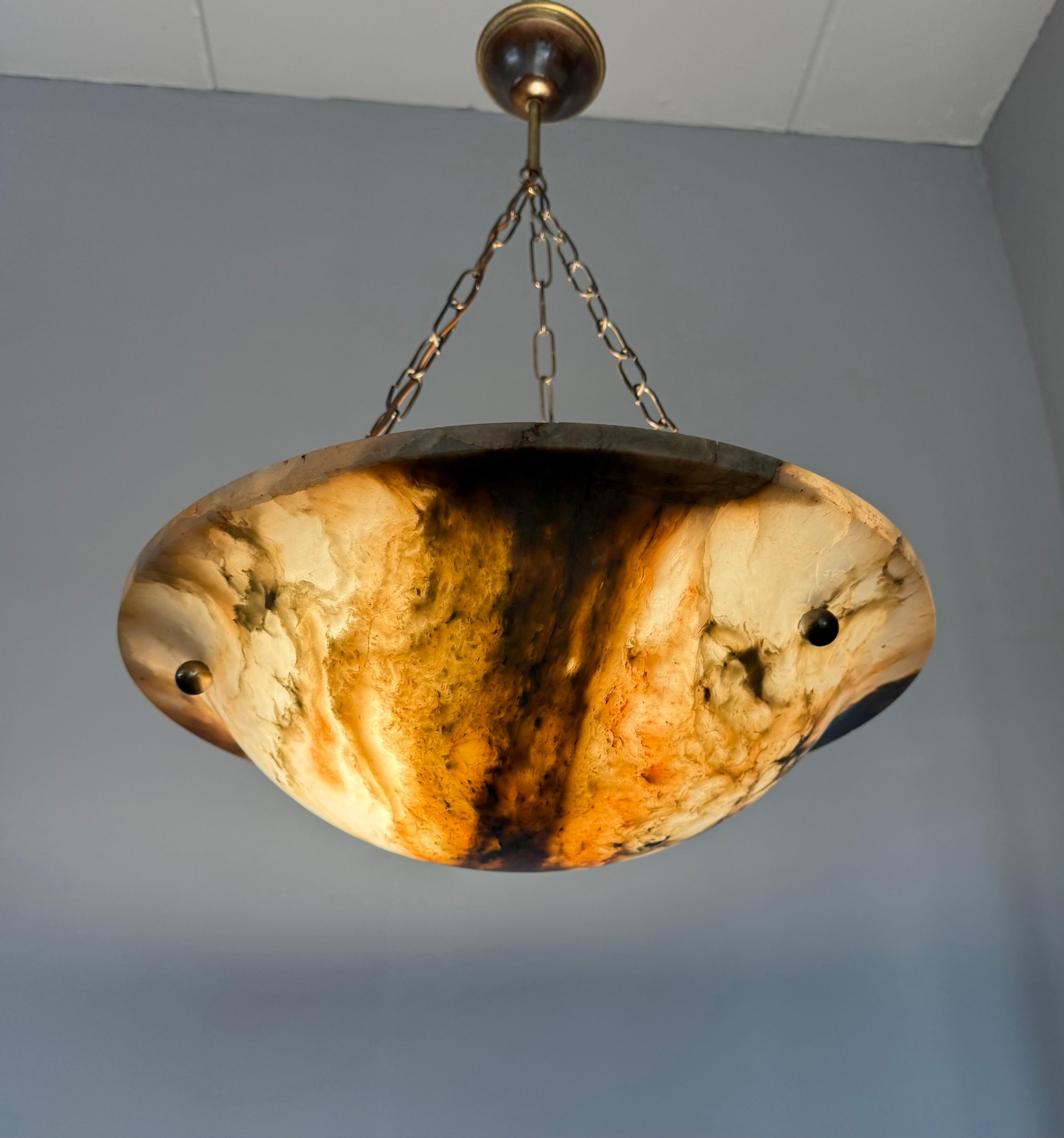 20th Century Timeless Antique Alabaster Pendant Light with Unique Natural Veining, Ø 17.1 