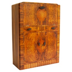 Timeless Antique Art Deco bar cabinet made from walnut burl 1920 luxury Dry Bar