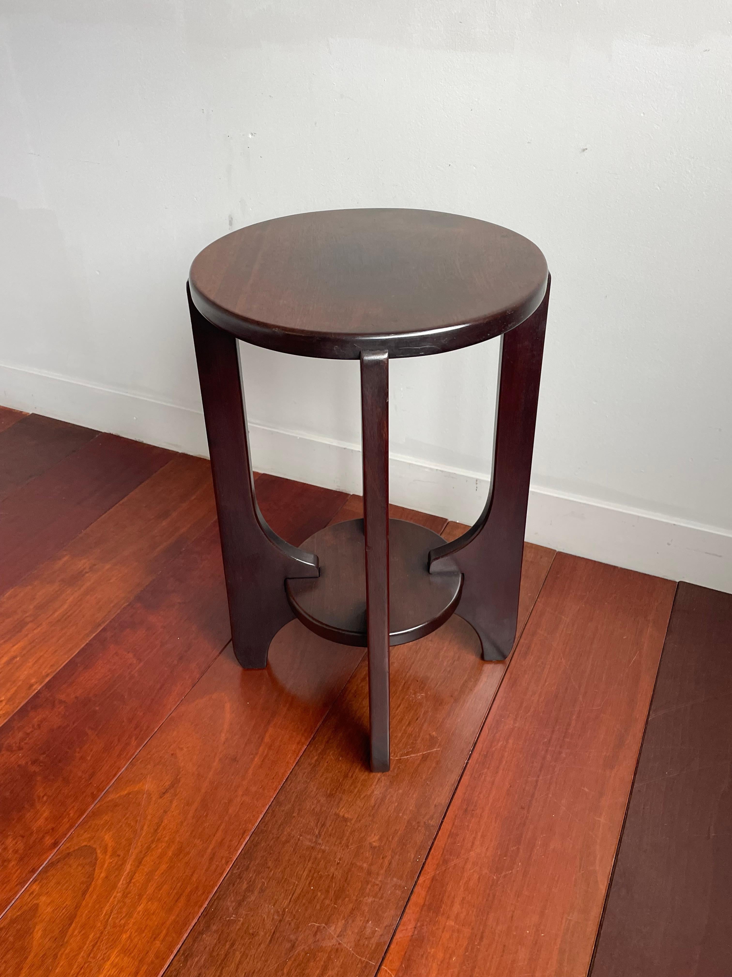 Timeless Antique Dutch Arts and Crafts Solid Wood Occasional / Wine / End Table 7