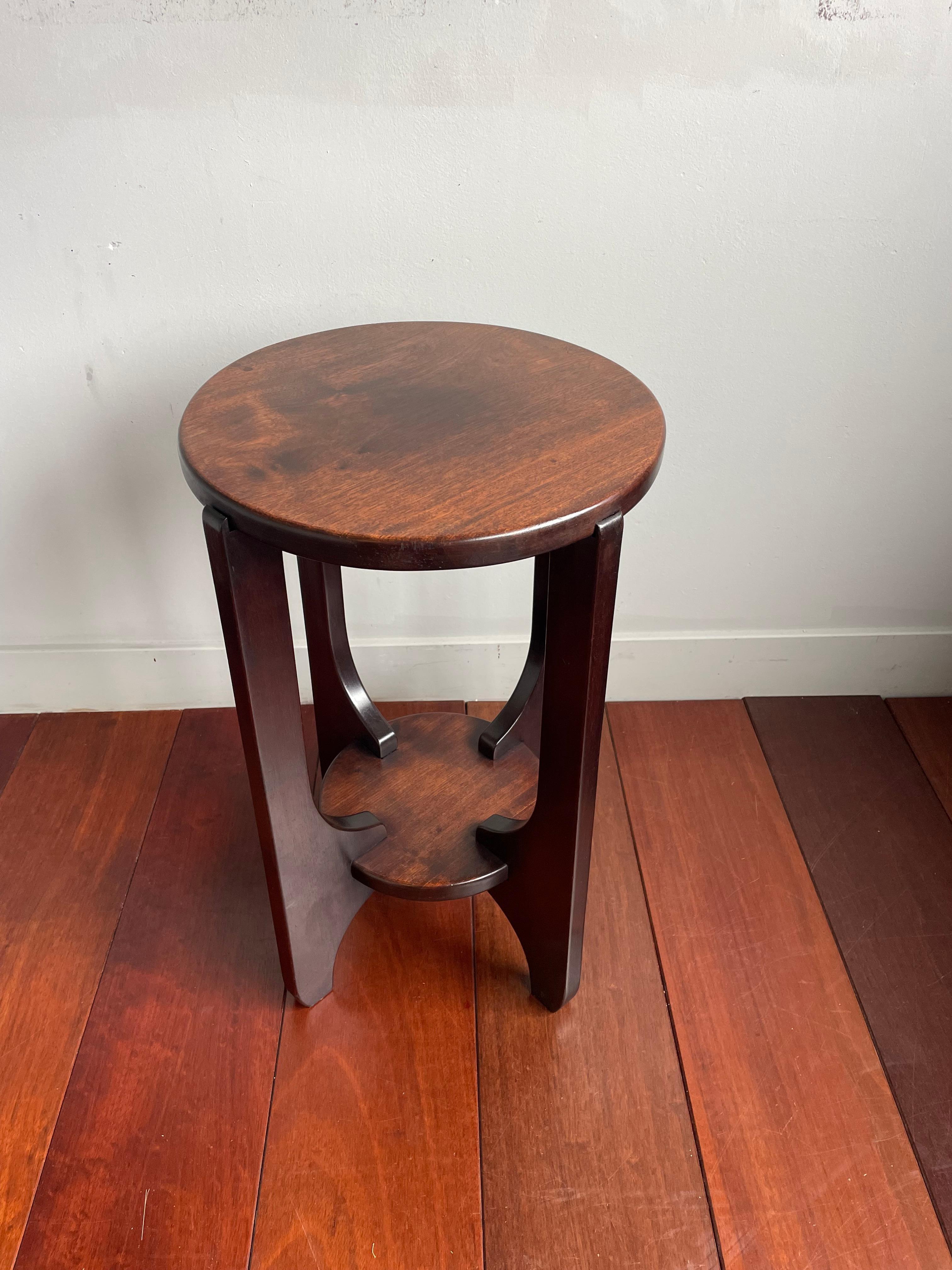 Timeless Antique Dutch Arts and Crafts Solid Wood Occasional / Wine / End Table 1