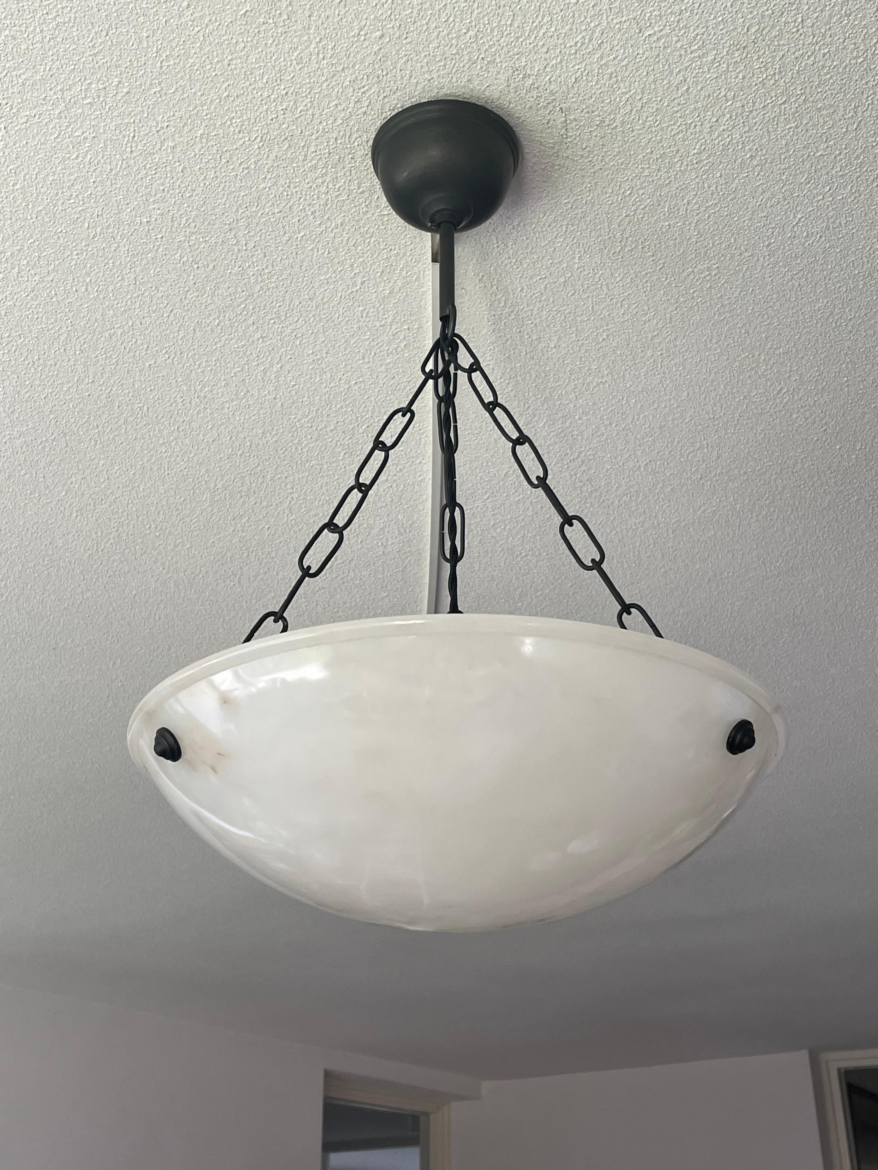 Timeless Art Deco Pendant w. Beautiful Alabaster Shade & Adjustable Brass Canopy For Sale 5