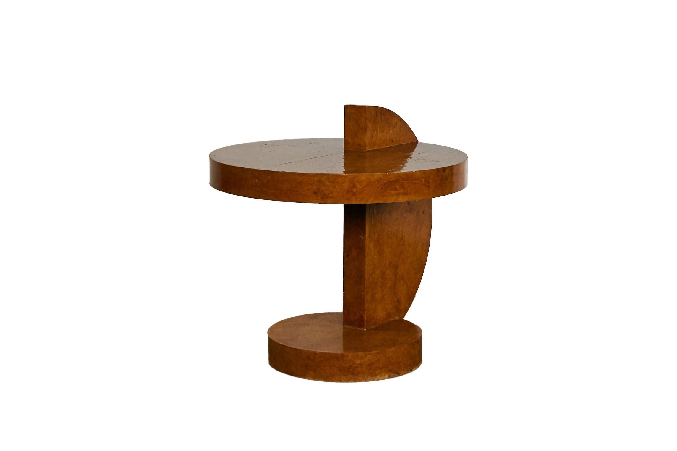 German Timeless Art Deco side table For Sale