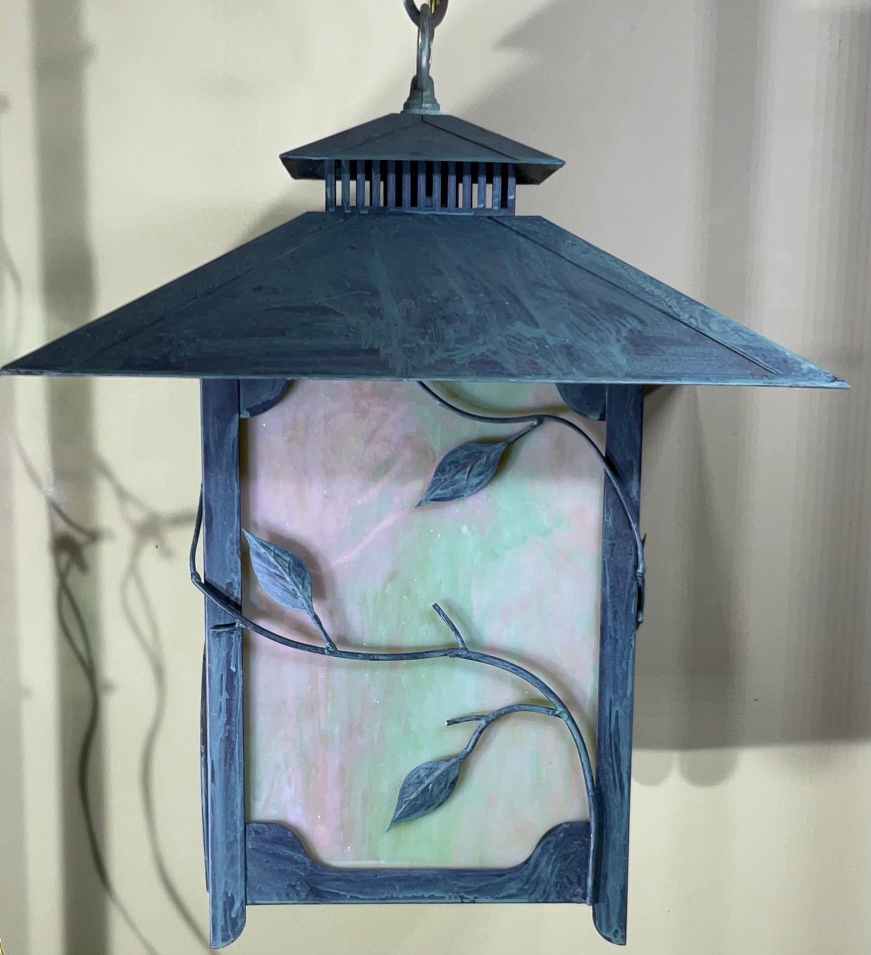 Beauté Timeless : Lanterne en laiton massif et verre d'art  16,5 x 16,5 x 21 cm de haut en vente 3