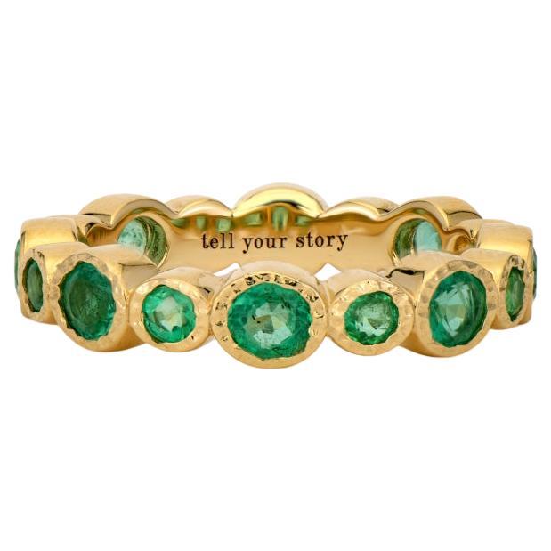 Banda Esmeralda Ombre Intemporal Engastada en Bisel en venta