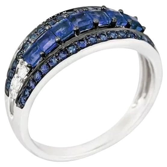 Timeless Blue Sapphire Diamonds White Gold Band Ring for Her For Sale