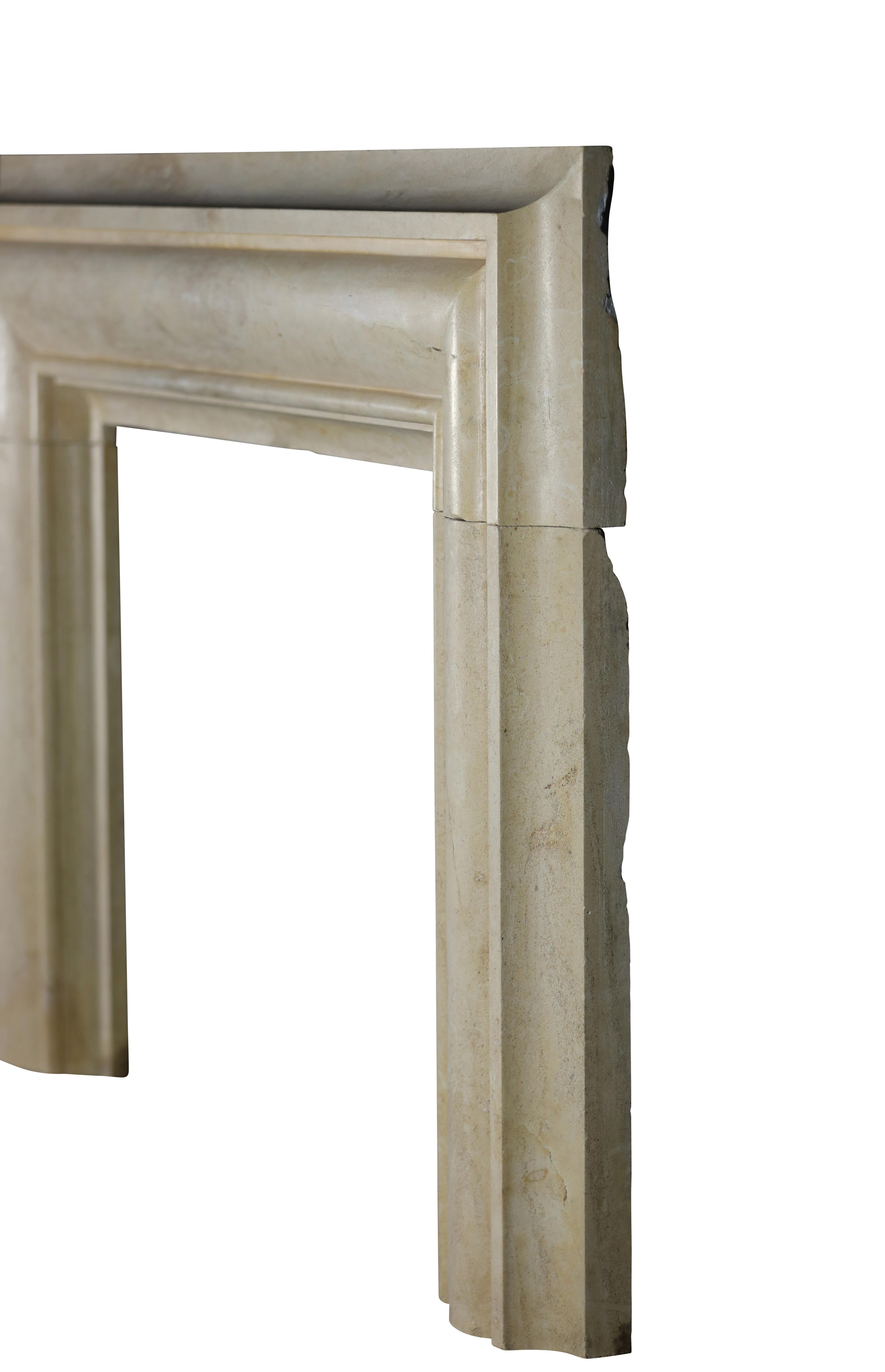 Timeless Bolection Stone Fireplace Surround In Excellent Condition For Sale In Beervelde, BE