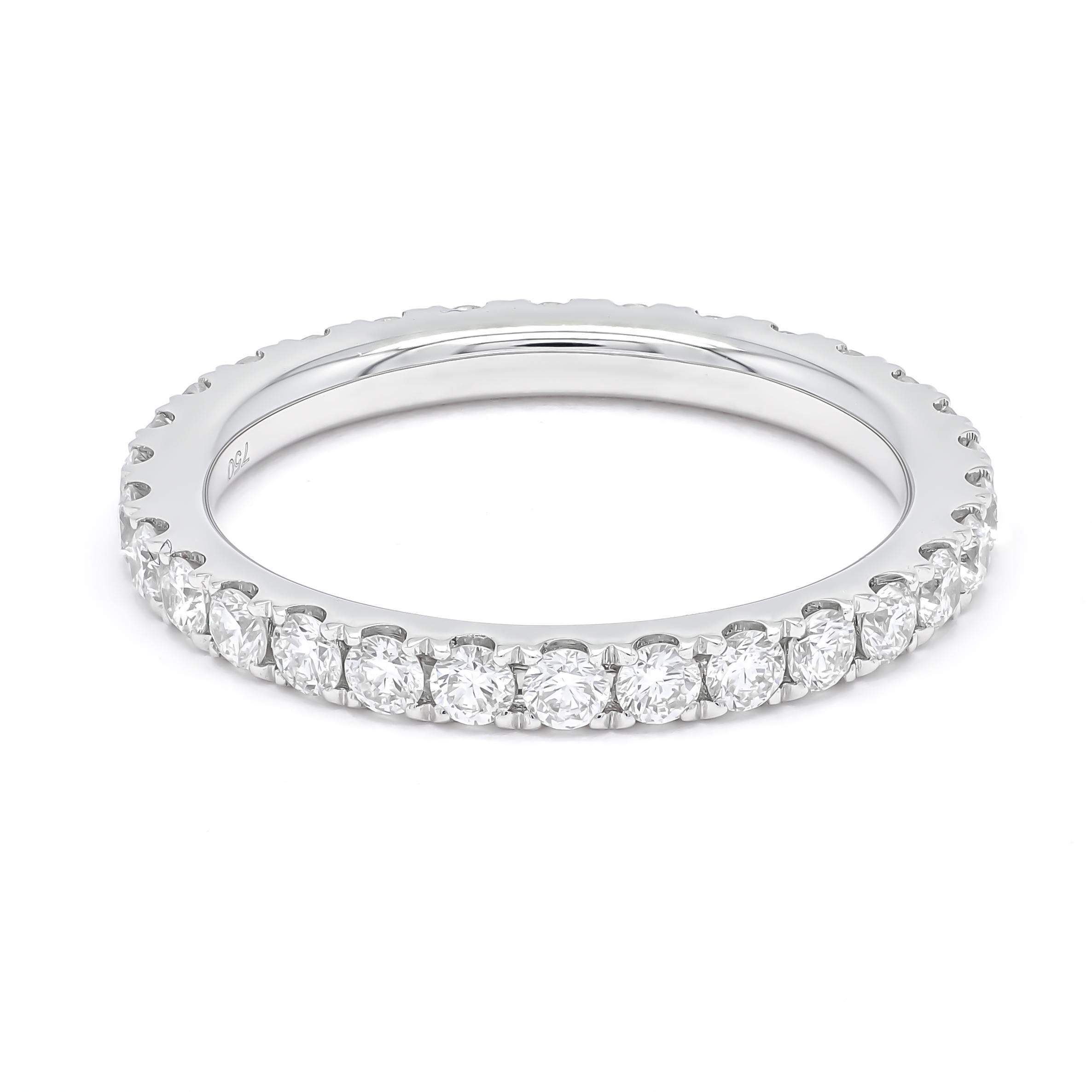 Women's Timeless Brilliance: 1.11 Carat Diamond Eternity Ring in 18 Karat White Gold For Sale