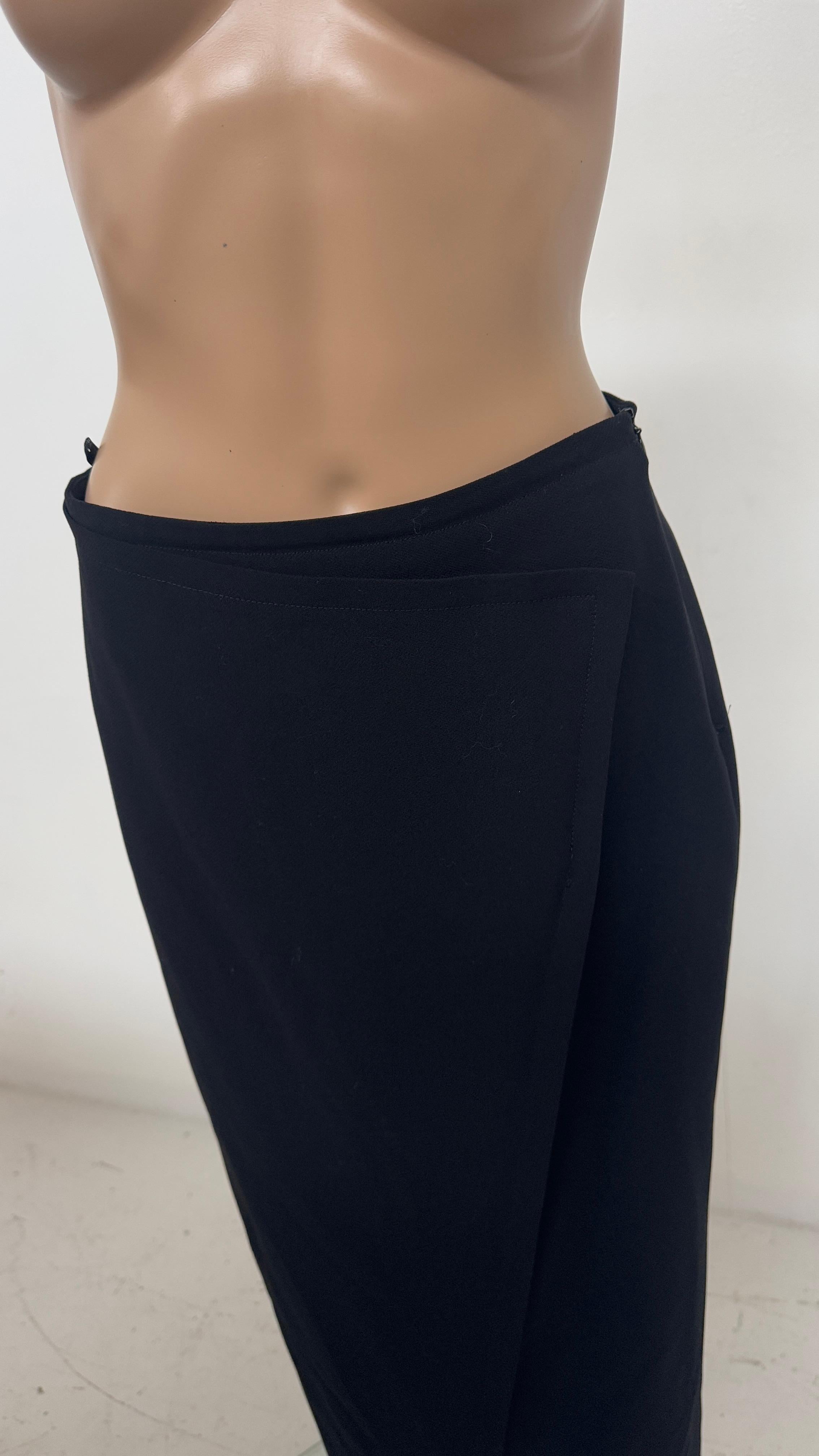 Timeless Calvin Klein Collection Black Wool Skirt - We pay for import duty! In condizioni buone in vendita a Milano, IT