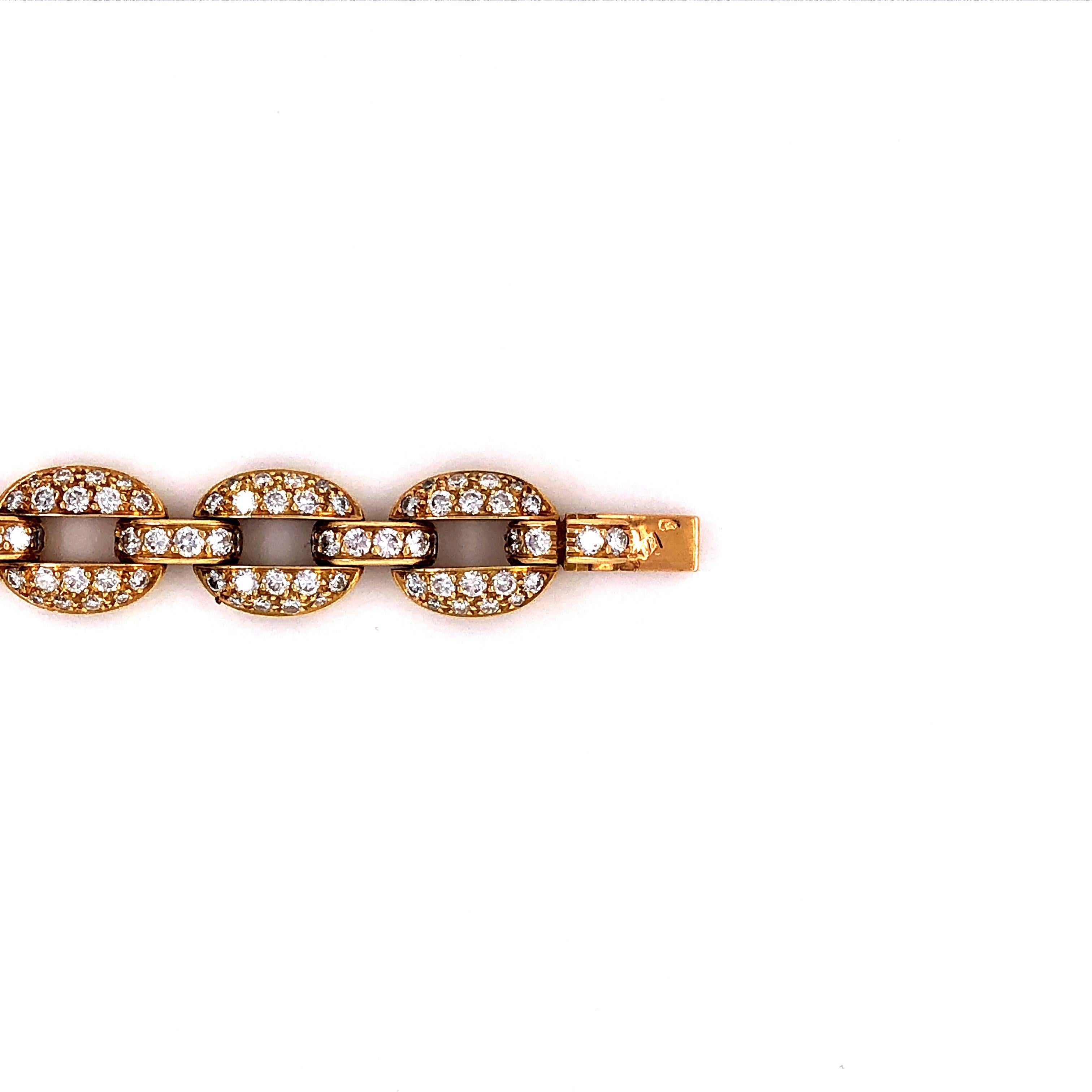 Round Cut Timeless Cartier Diamond 18 Karat Yellow Gold Bracelet