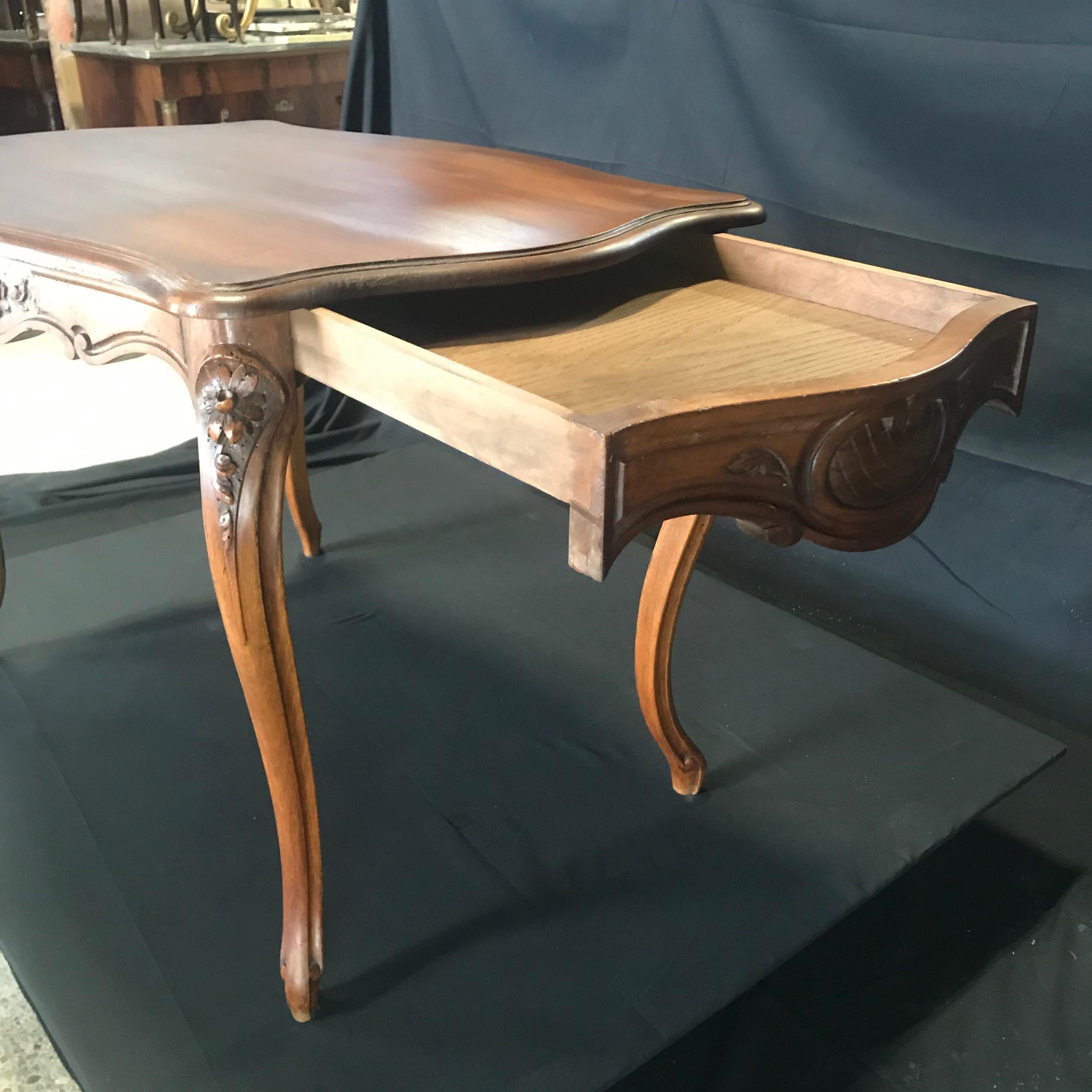 19th Century Timeless Carved French Walnut Louis XV Table or Writing Desk with One Drawer