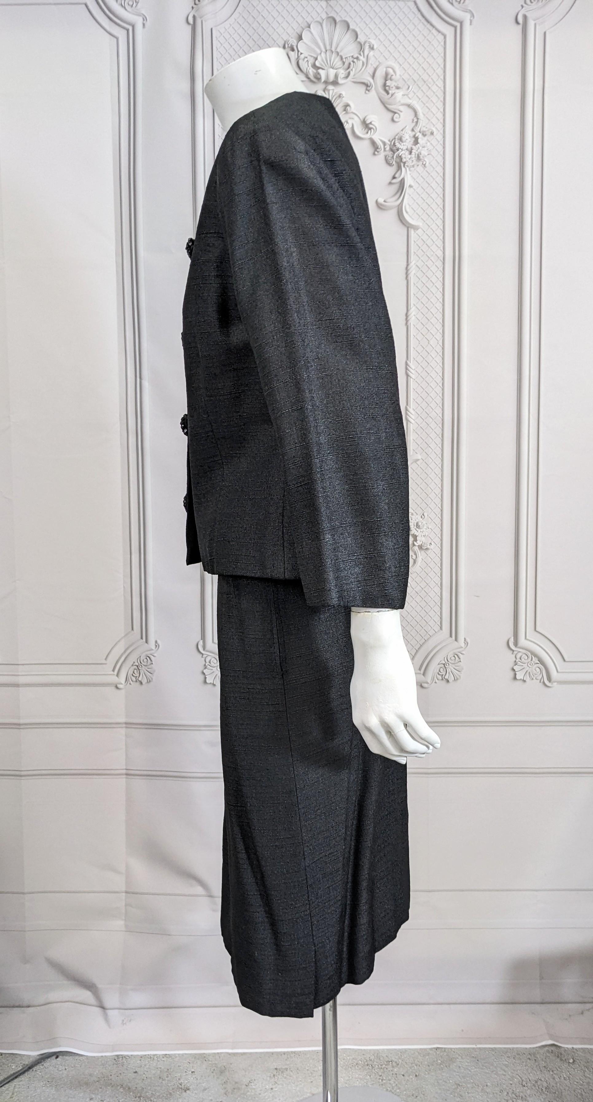 Timeless Cristobal Balenciaga Haute Couture Ribbed Silk Suit For Sale 2