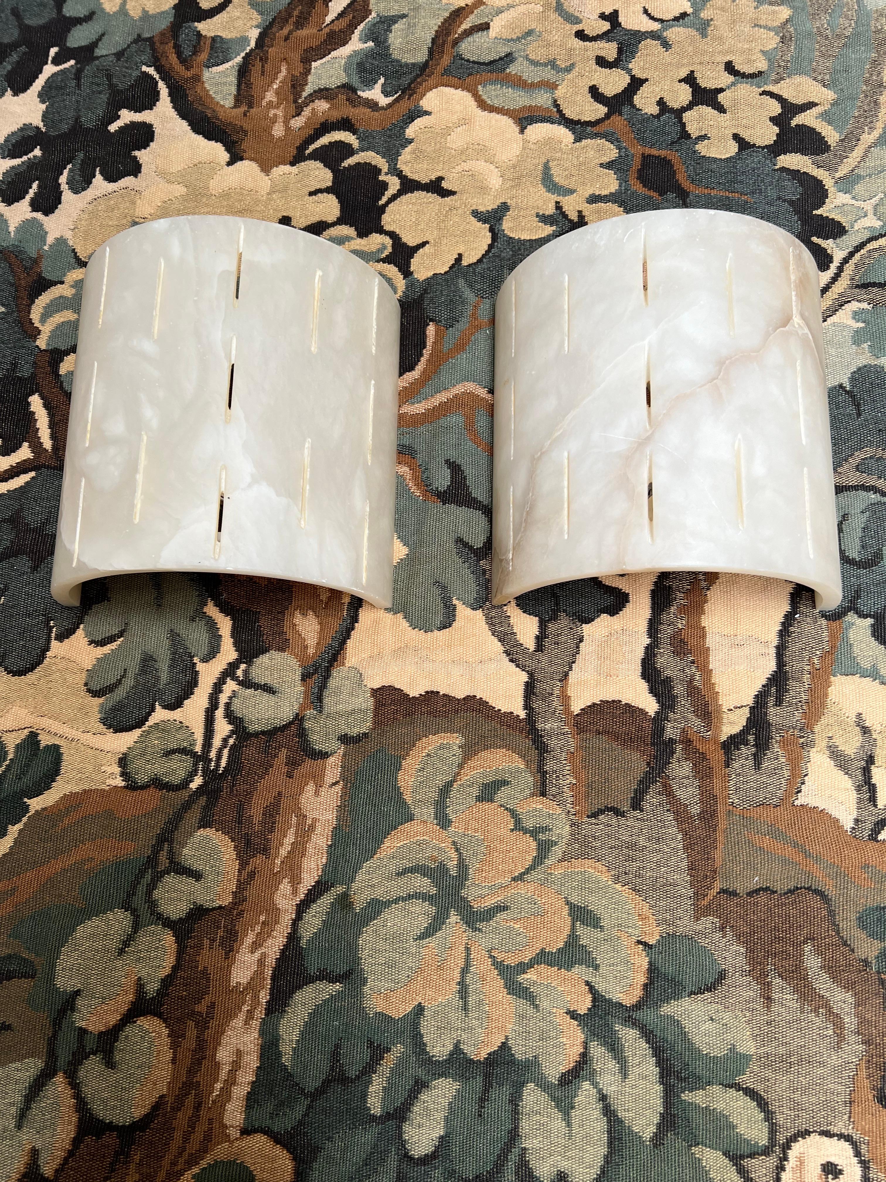 Timeless Design Pair of Art Deco Style Alabaster Wall Sconces / Light Fixtures For Sale 3