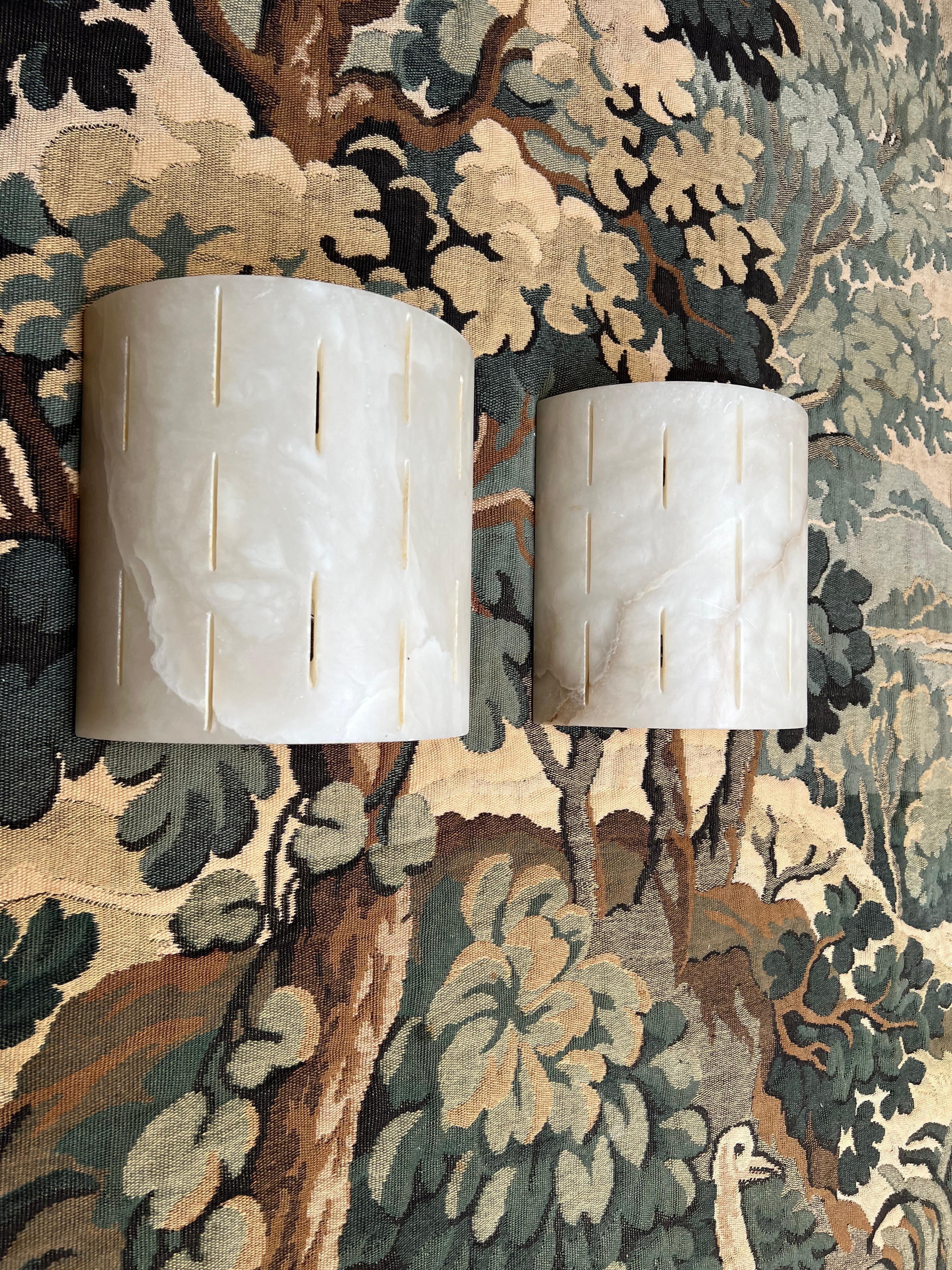 Timeless Design Pair of Art Deco Style Alabaster Wall Sconces / Light Fixtures For Sale 4