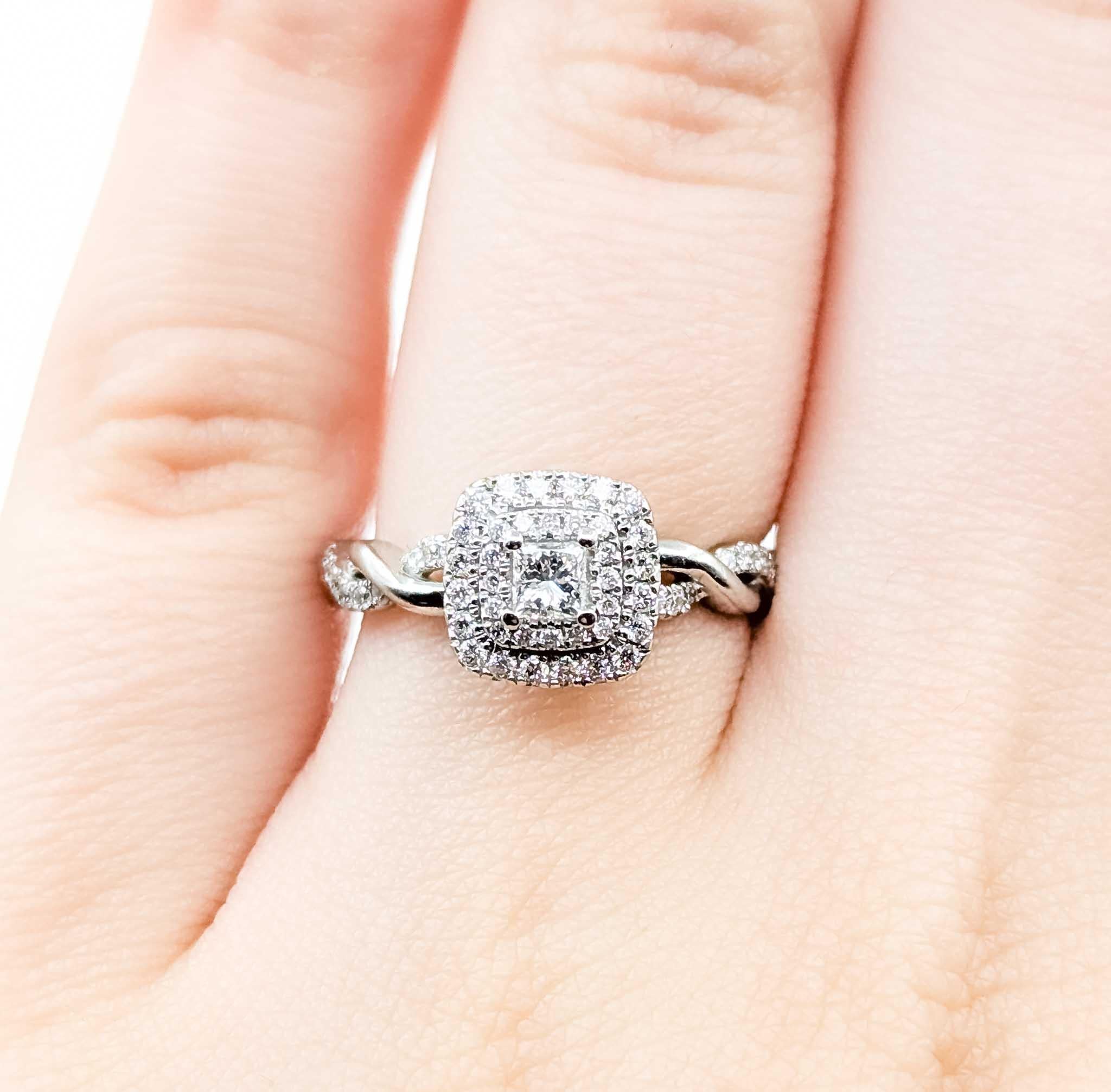 Elegance intemporelle du diamant en or blanc 10k Pour femmes en vente