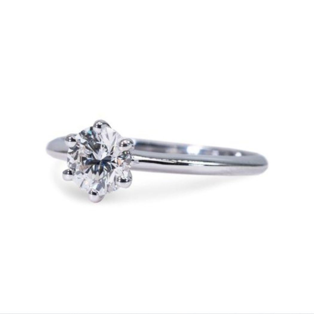 Round Cut Timeless Elegance: 0.8ct D IF Round Brilliant Diamond Ring For Sale