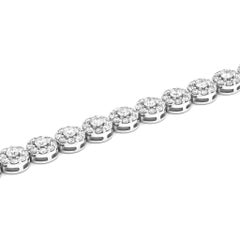 Natural Diamond4.62 CT  18KT White Gold Classic Cluster Bracelet