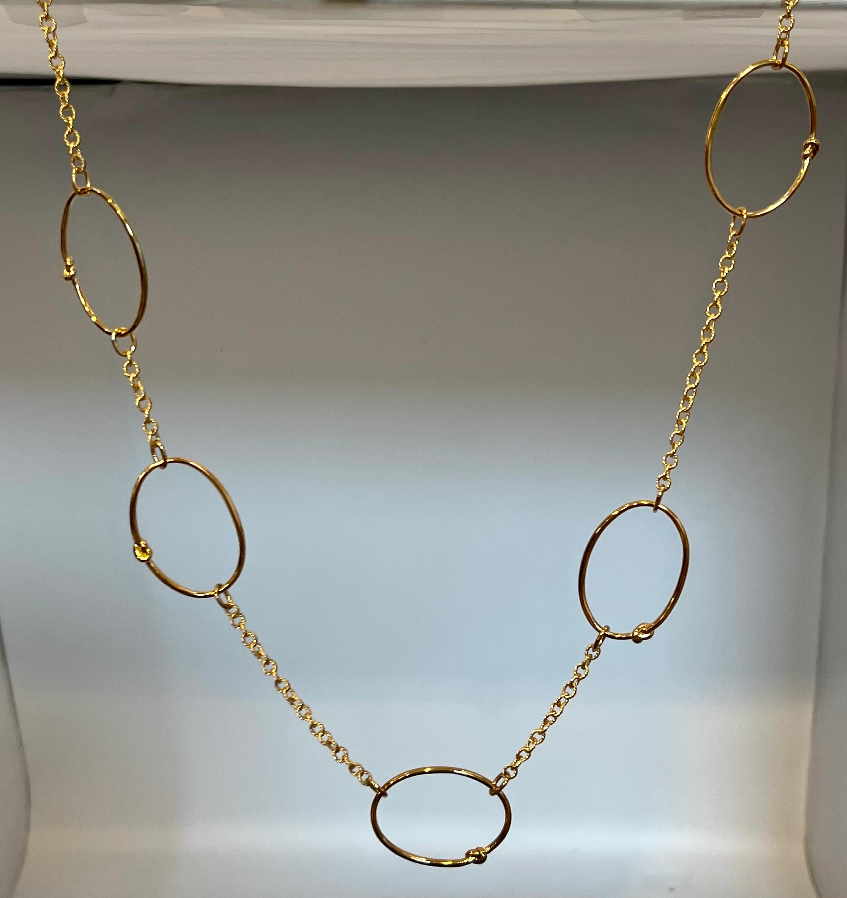 Timeless Elegance  5 Circle Sterling Silver Necklace With Gold Polish In New Condition In New York, NY