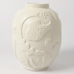 Timeless Elegance: Anna-Lisa Thomson's Iconic Earthenware Vase from the 1930s.