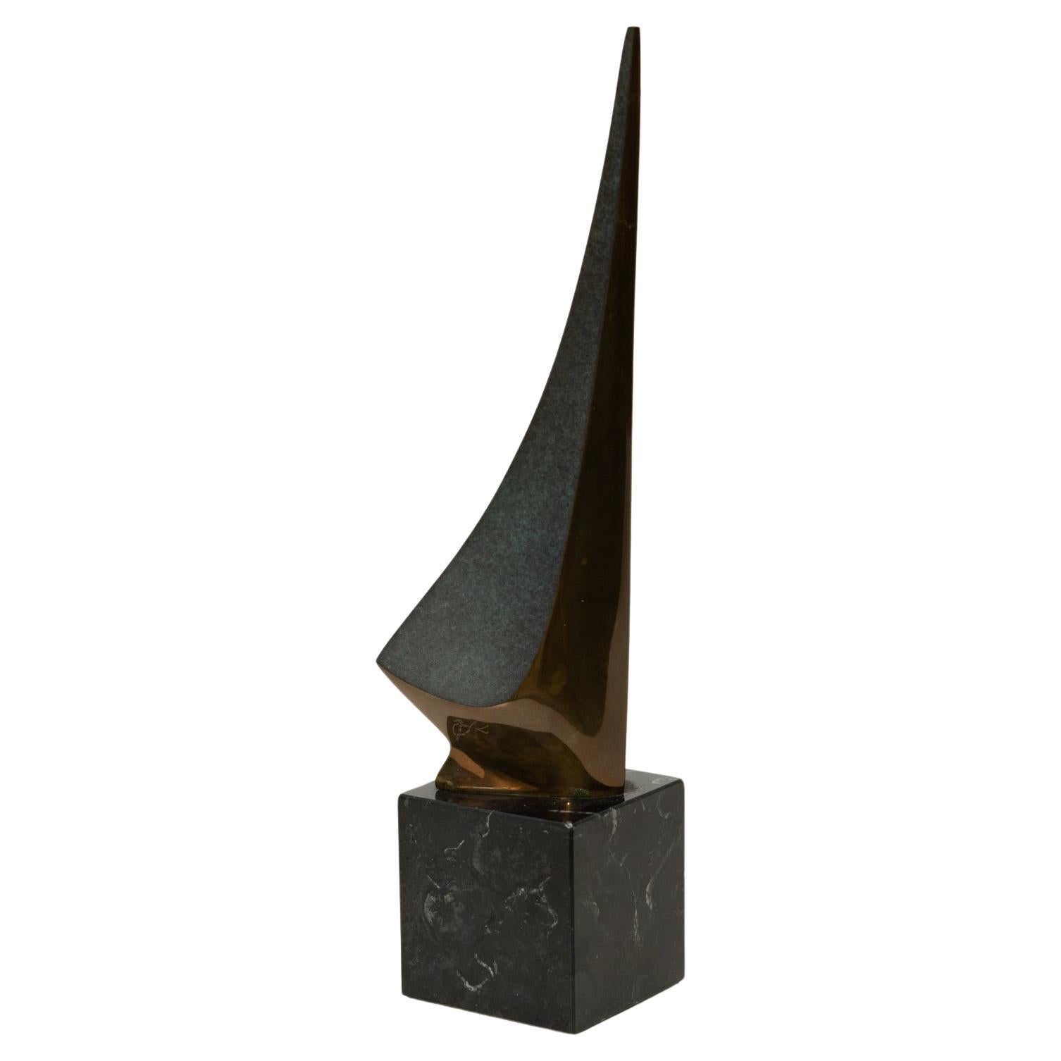 Timeless Elegance: Bronze Sculpture 'Solitario' by Jordi Abad, 20th Century For Sale