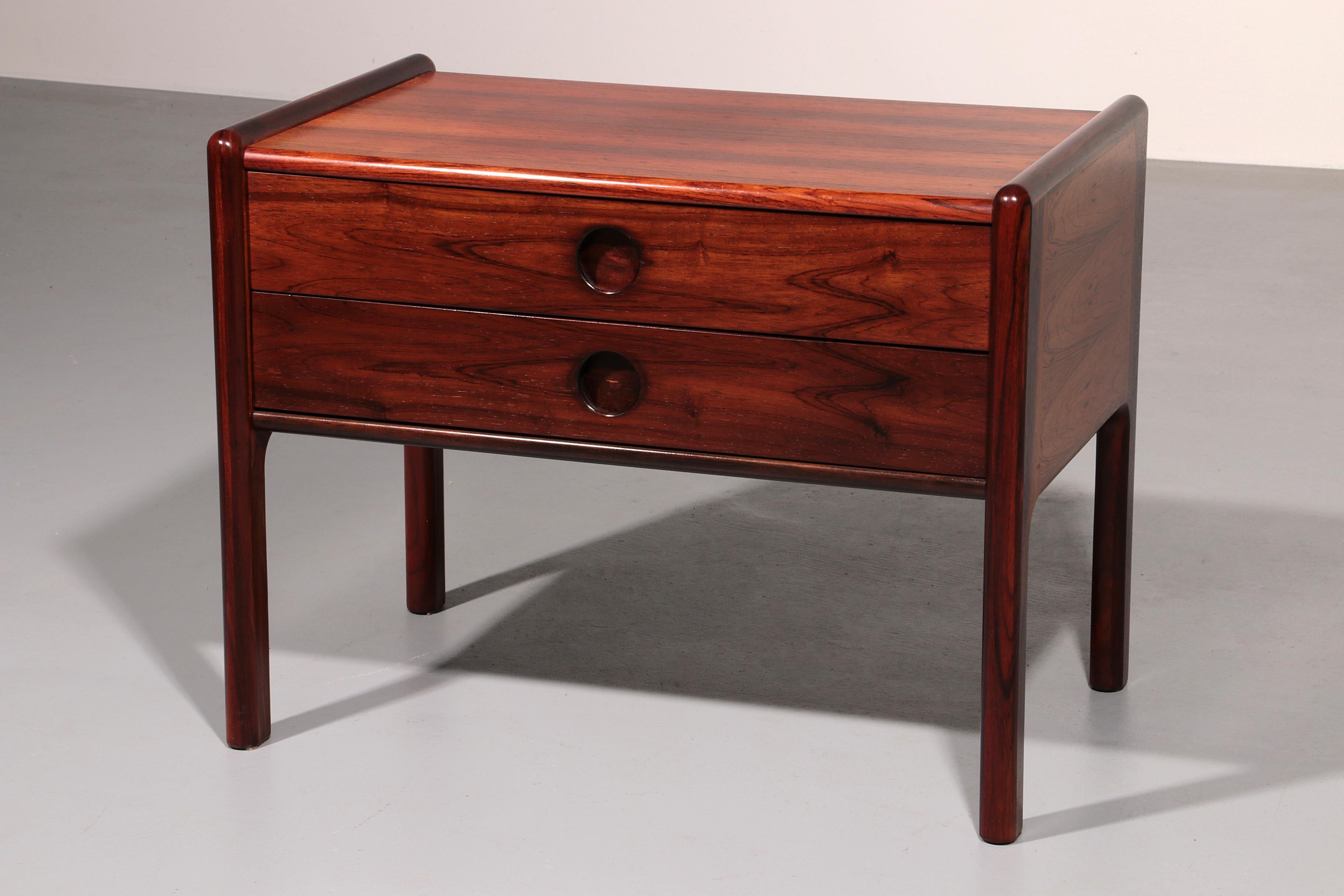 Zeitlose Eleganz - Kai Kristiansen Mid-Century Kommode, 1960 (Skandinavische Moderne) im Angebot