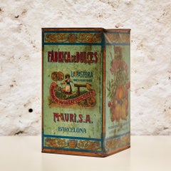 Timeless Elegance: 'Mauri' Metal Candy Box from 1920s Barcelona