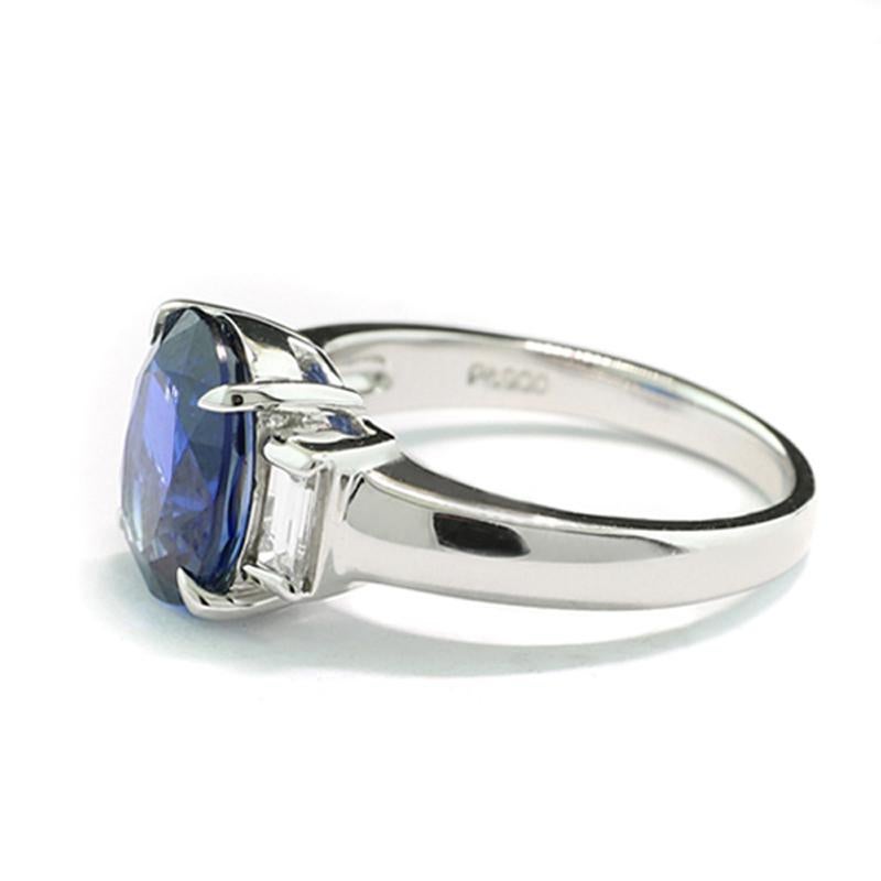 Contemporary Timeless Elegance: Platinum Trilogy Sapphire & Diamond Ring For Sale