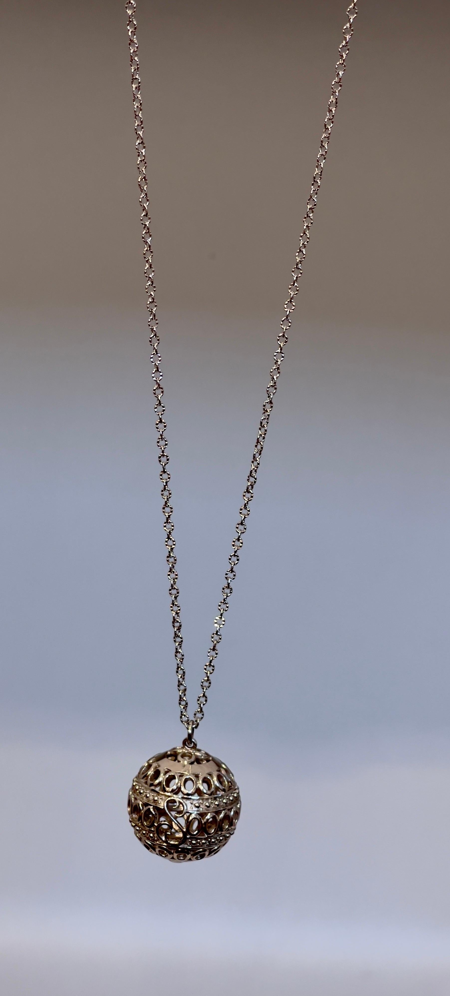 Zeitlose Eleganz Sterlingsilber  Großer runder Kugel  Halskette 20