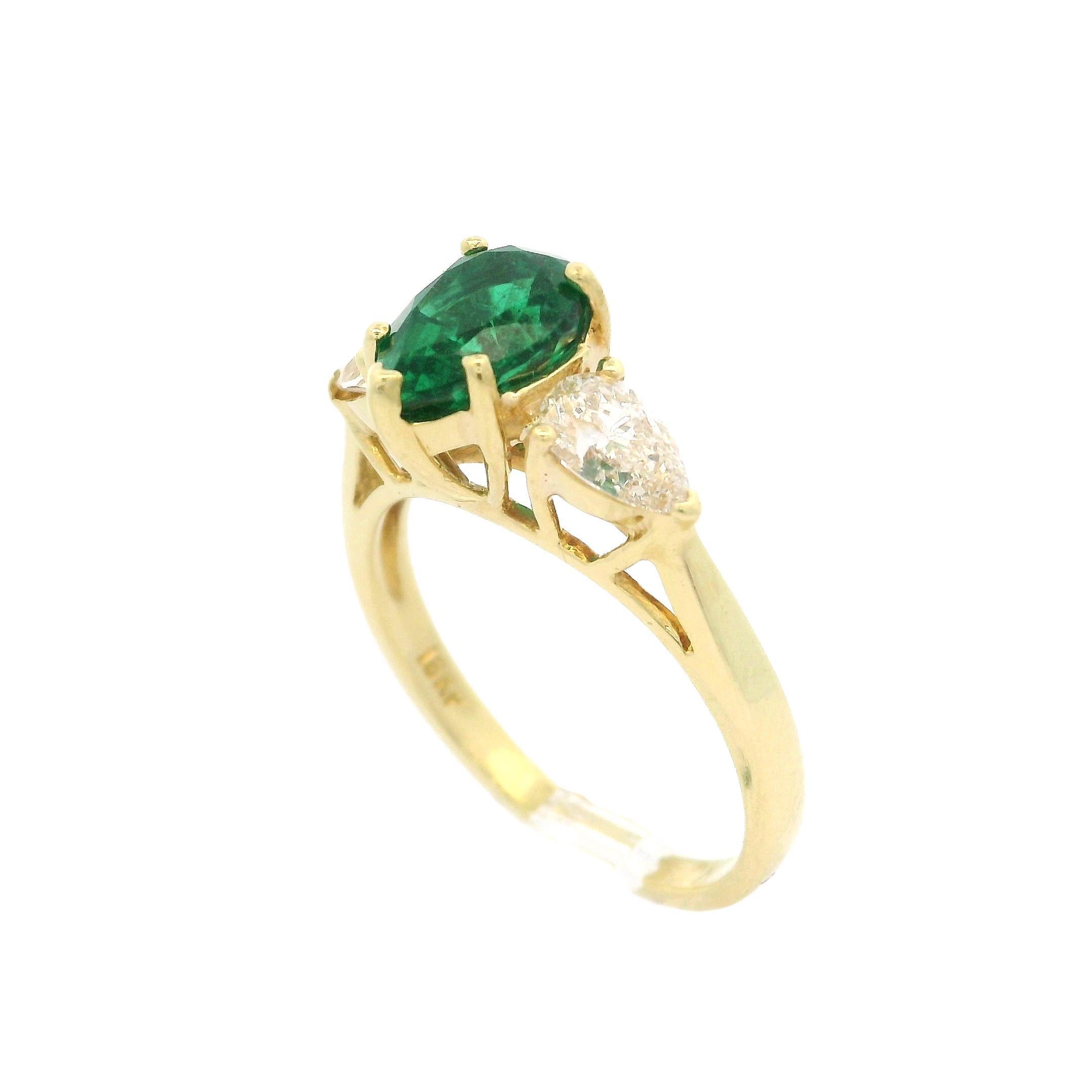 Timeless Elegant 18k Yellow Gold GIA 2.10ctw Pear Cut Emerald & Diamond Ring For Sale 3