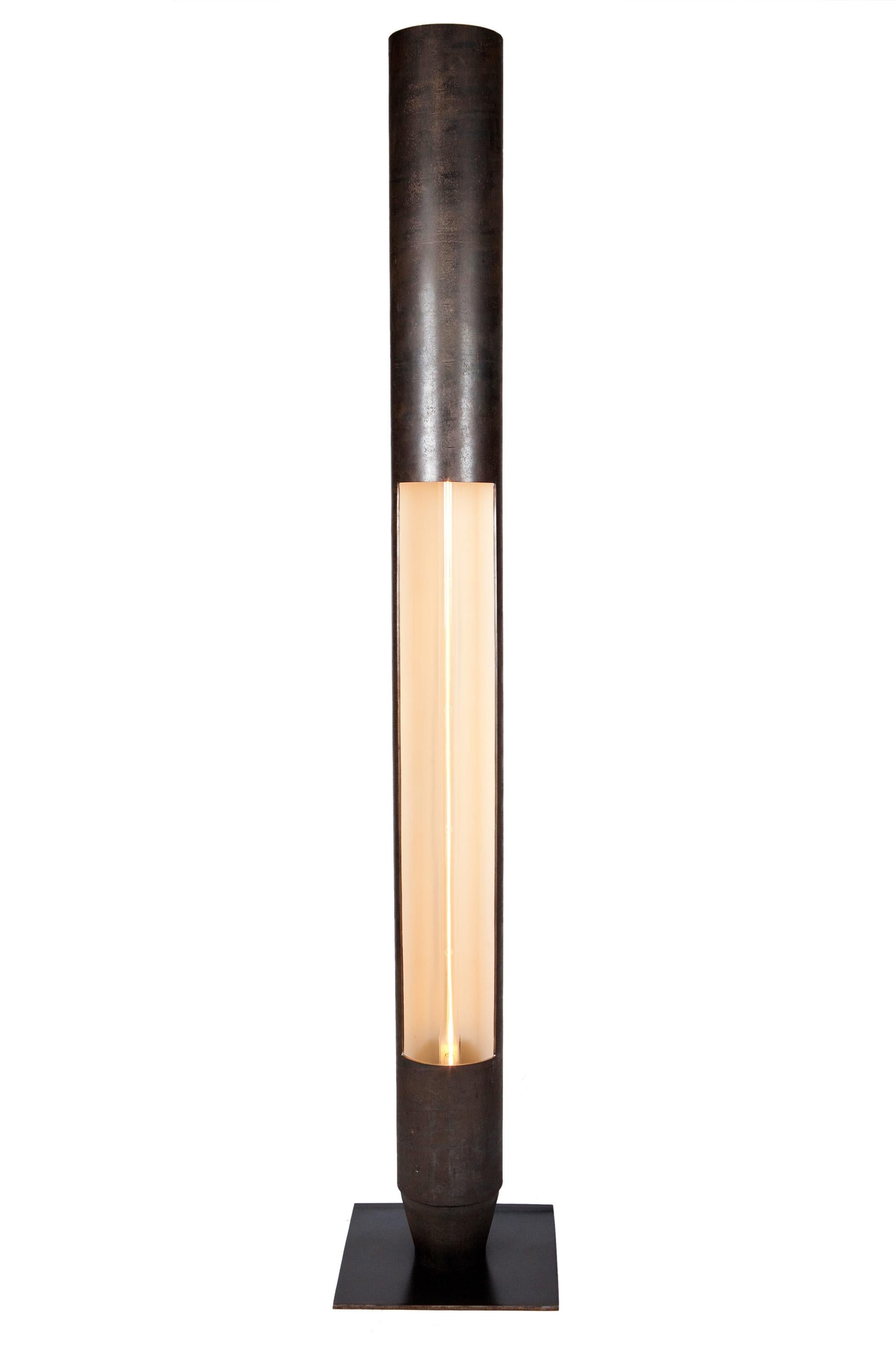 Lámpara de pie intemporal Acero rugoso LED Moderno en venta