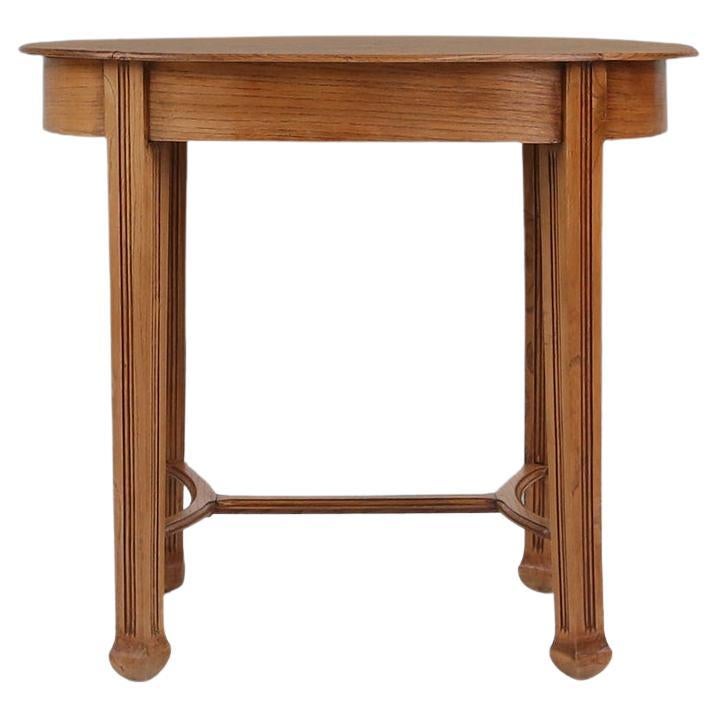 Timeless French Art Deco side table in oak, 1930s 