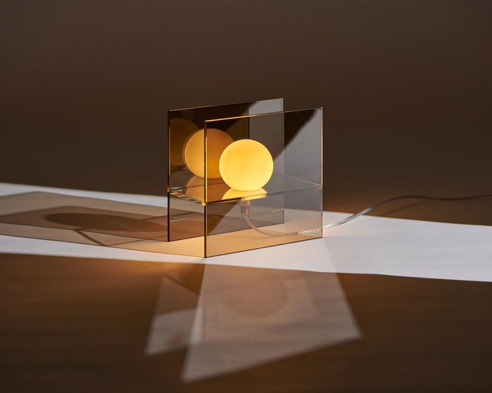 Laminé Lampe à poser Timeless Glow par Studio Monsoleil en vente