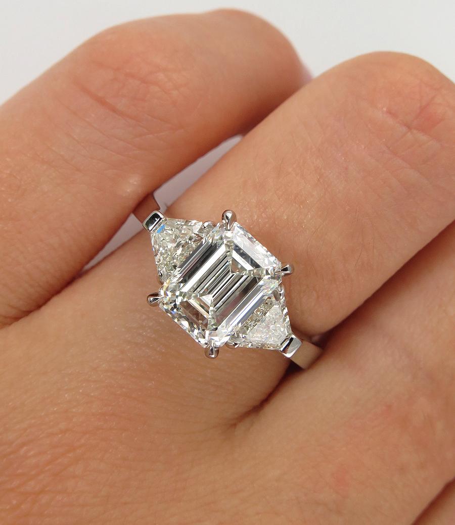 Timeless I VS2 GIA 2.62ct Emerald Cut Diamond 3 Stone Engagement Platinum Ring 6