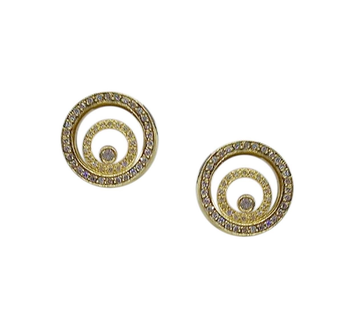 Modern Timeless Jewellery Fashion White Diamond Yellow 18 Karat Gold Karat Spiral Ring For Sale