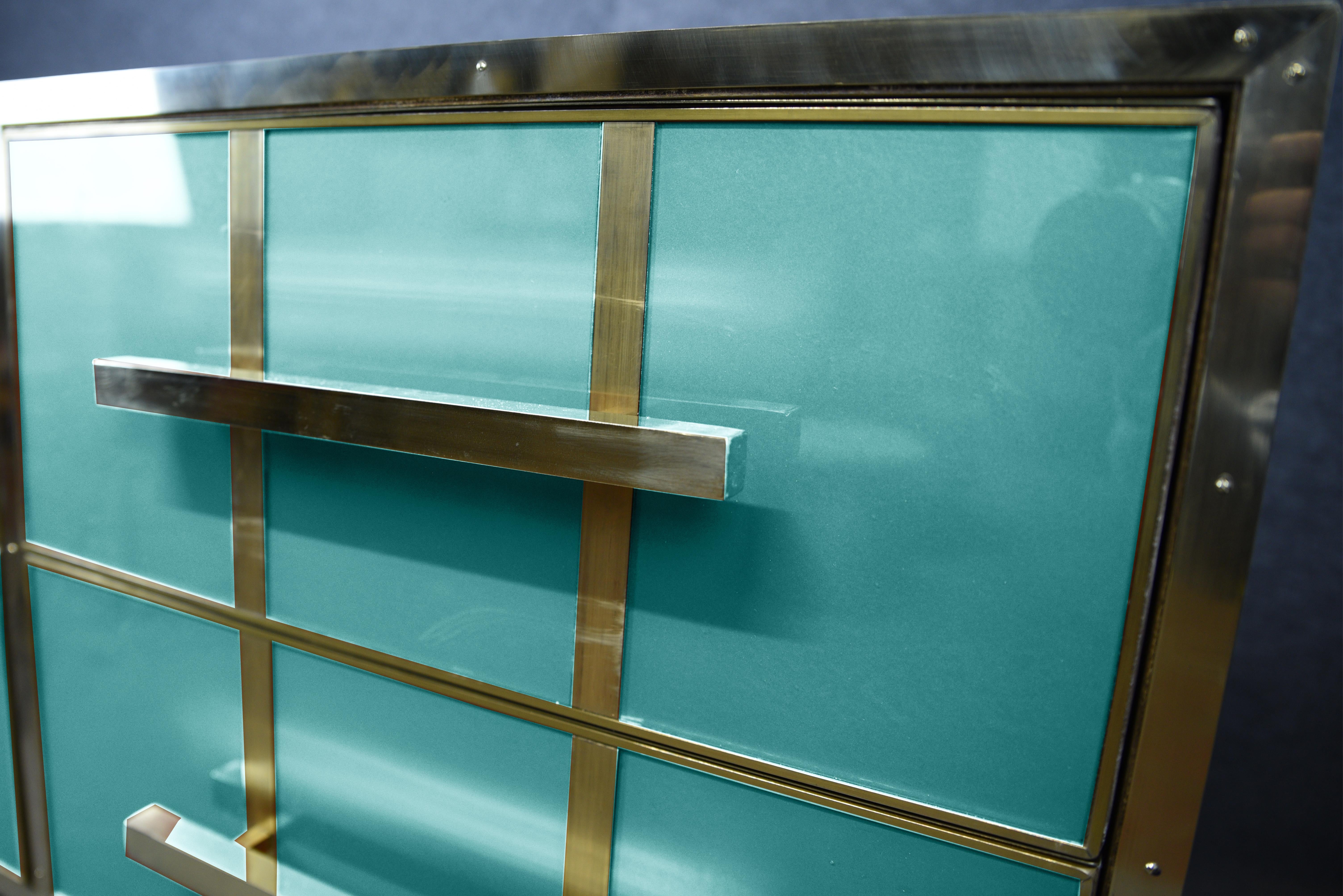 Italian Timeless Luxury: Azure Murano Glass & Brass Chest of Drawers from Italy Availabl in vendita