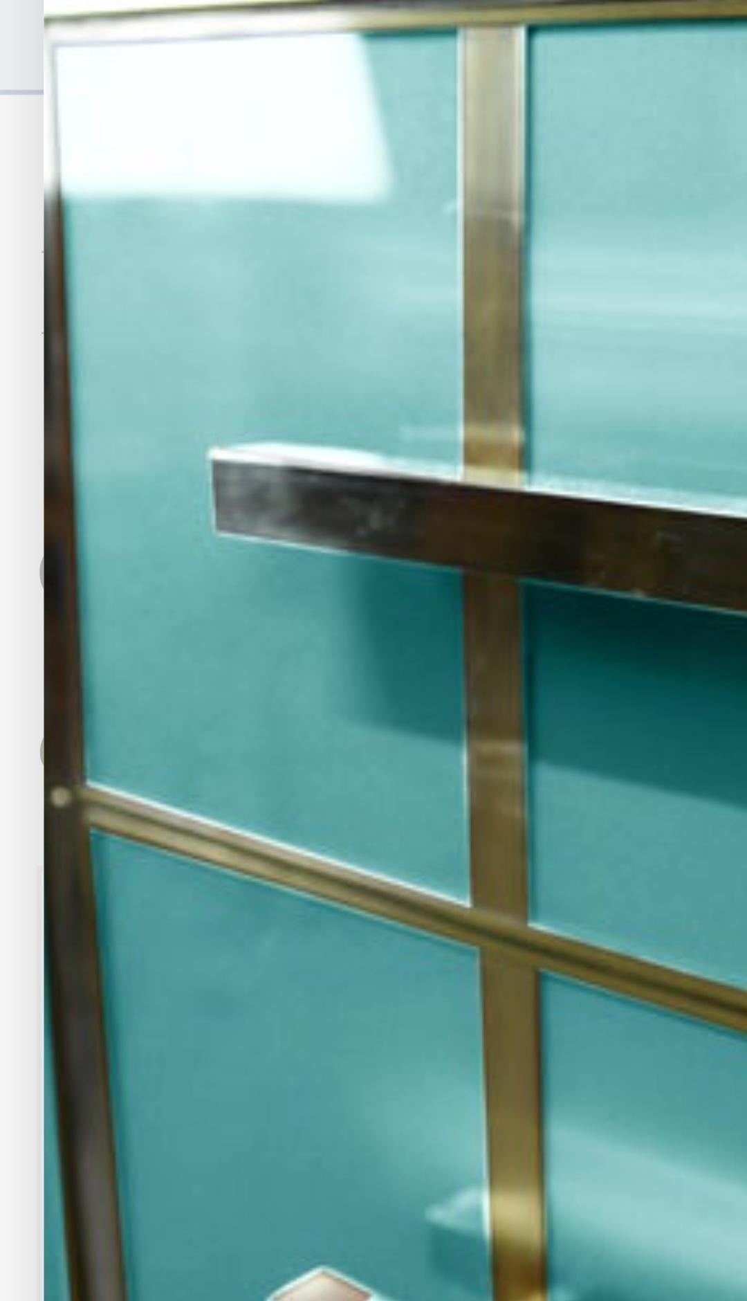 Ottone Timeless Luxury: Azure Murano Glass & Brass Chest of Drawers from Italy Availabl in vendita