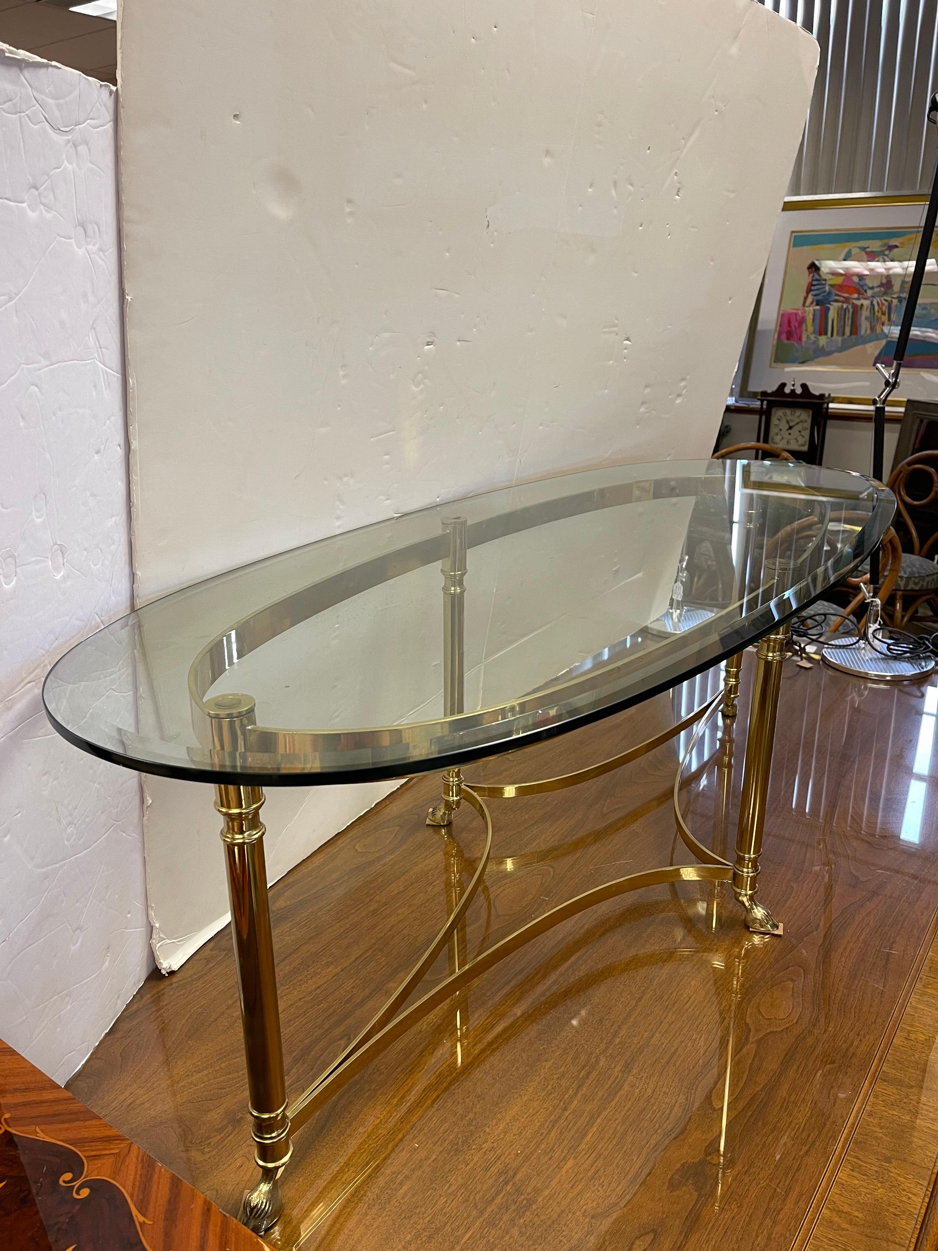 Late 20th Century Timeless Maison Jansen Oval Brass and Glass Coffee Cocktail Table