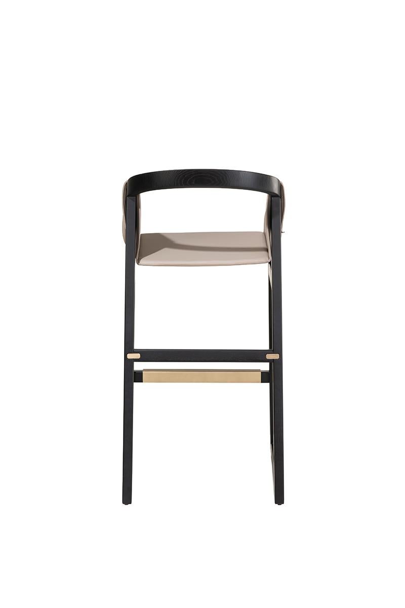 TIMELESS Moderner Barhocker (Portugiesisch) im Angebot
