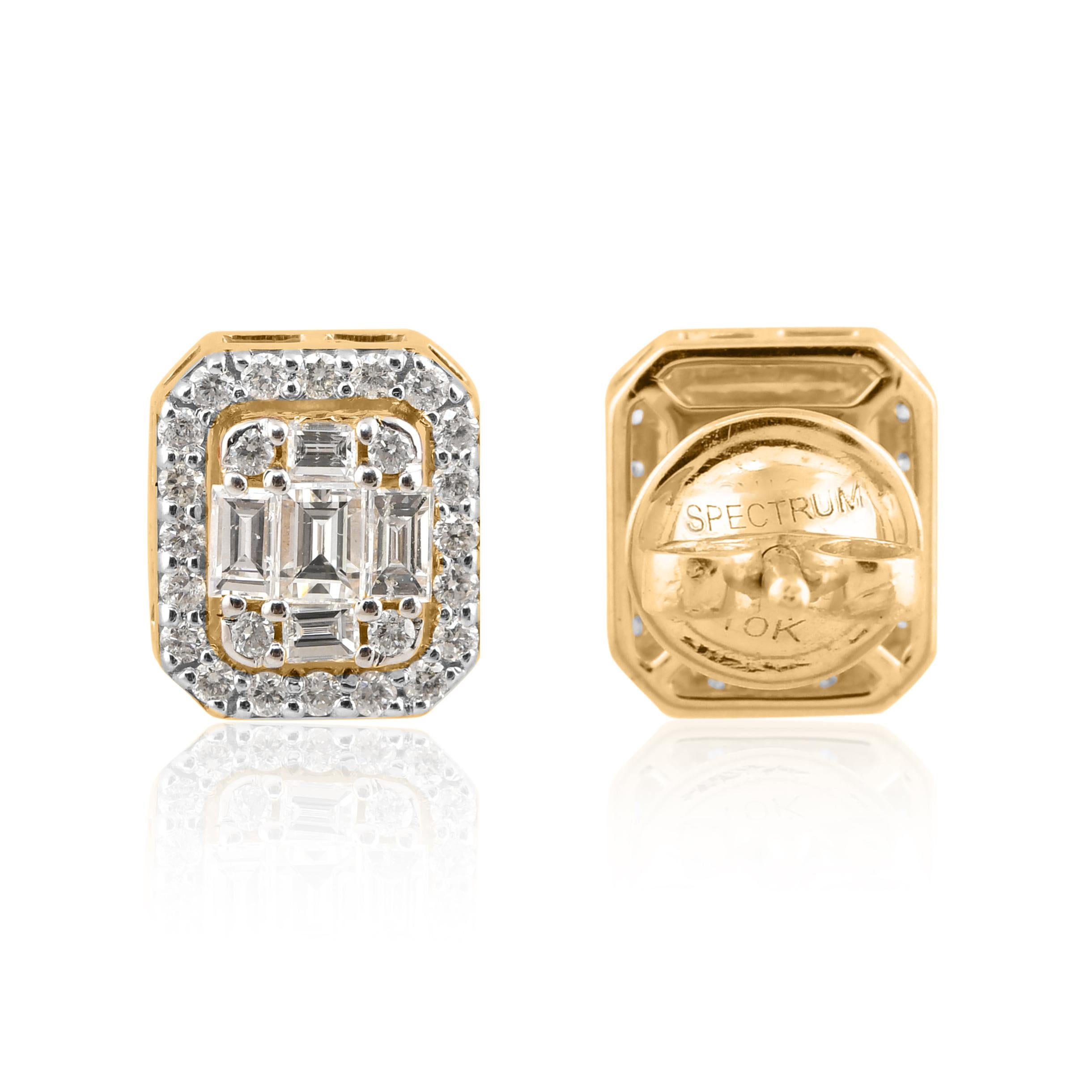 Boucles d'oreilles halo en or jaune 10K avec diamant naturel de 0,74 carat Neuf - En vente à Diera, Dubai
