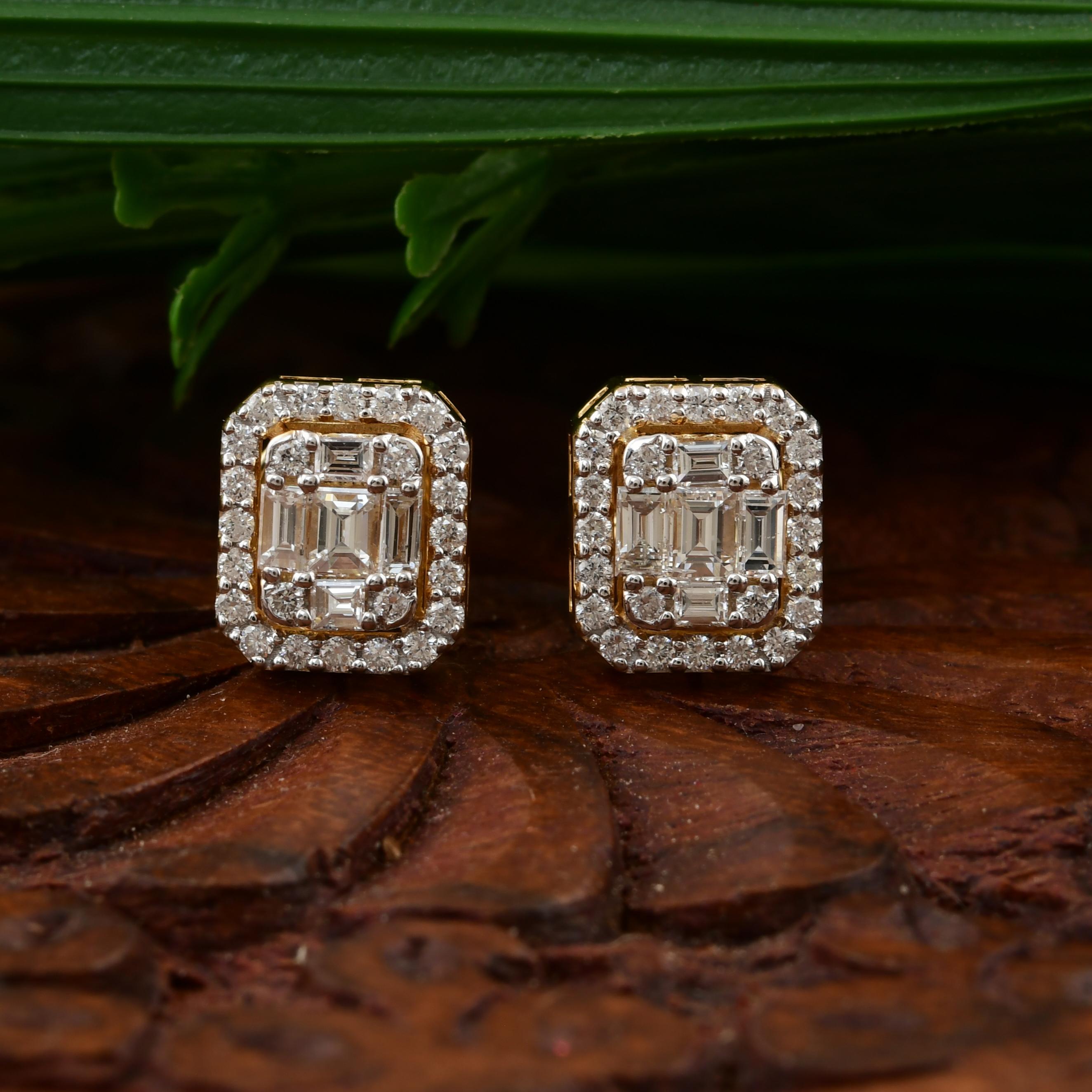Boucles d'oreilles halo en or jaune 10K avec diamant naturel de 0,74 carat en vente 1