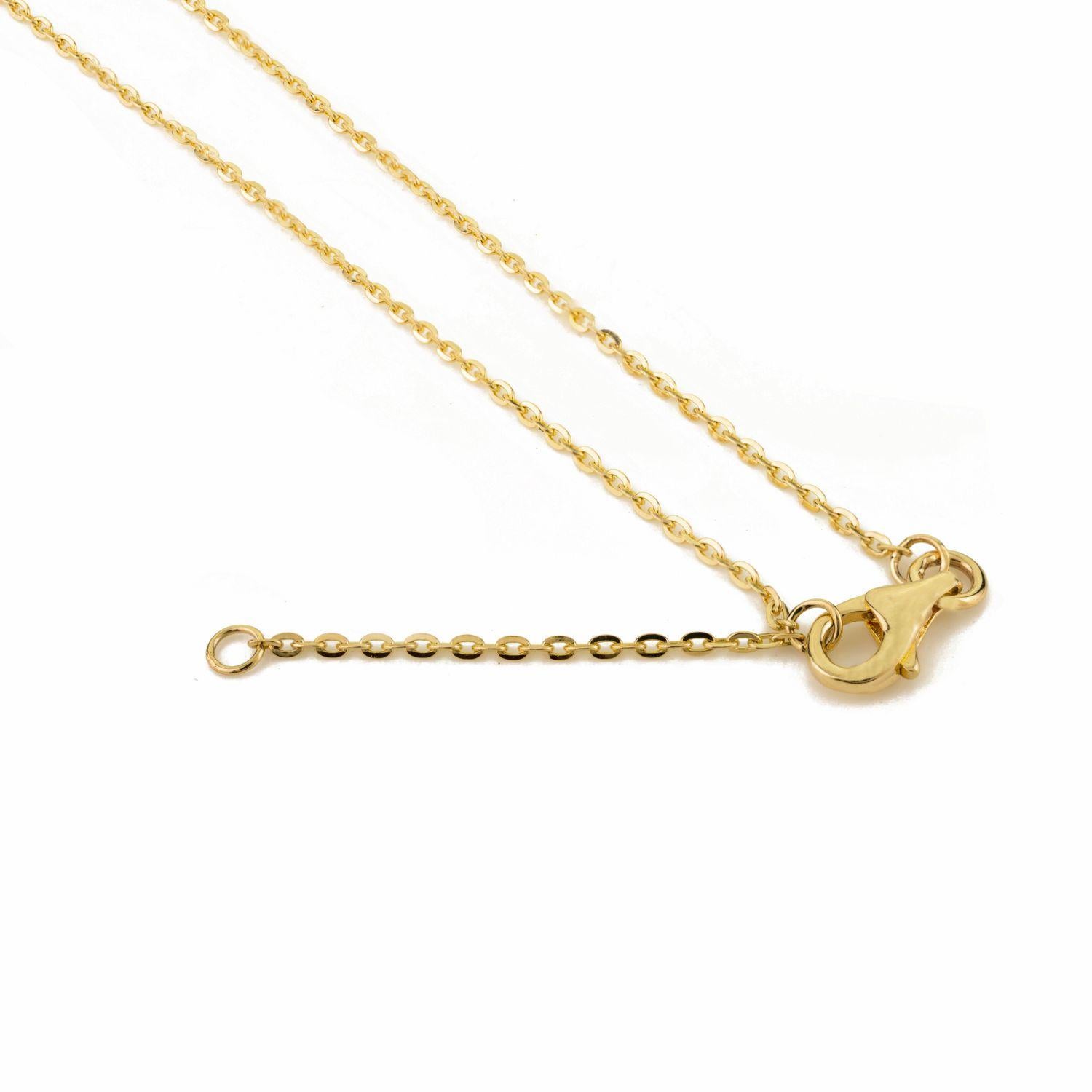 Timeless Natural Diamond Clover Pendant Necklace in 14k Yellow Gold Gift for Mom en vente 1
