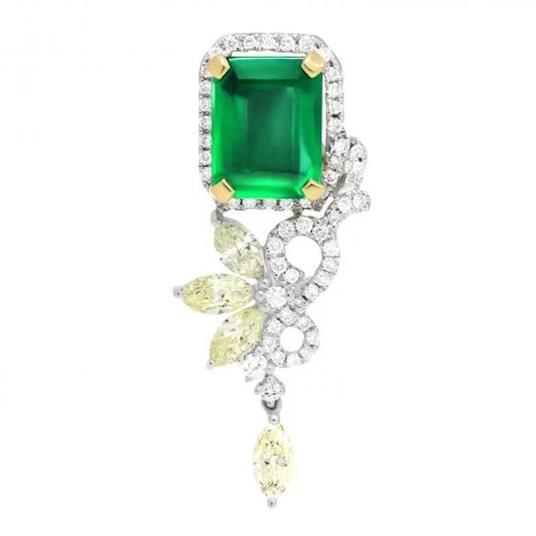 Oval Cut TImeless Natural Emerald White Diamond 18K White Gold Pendant  For Sale