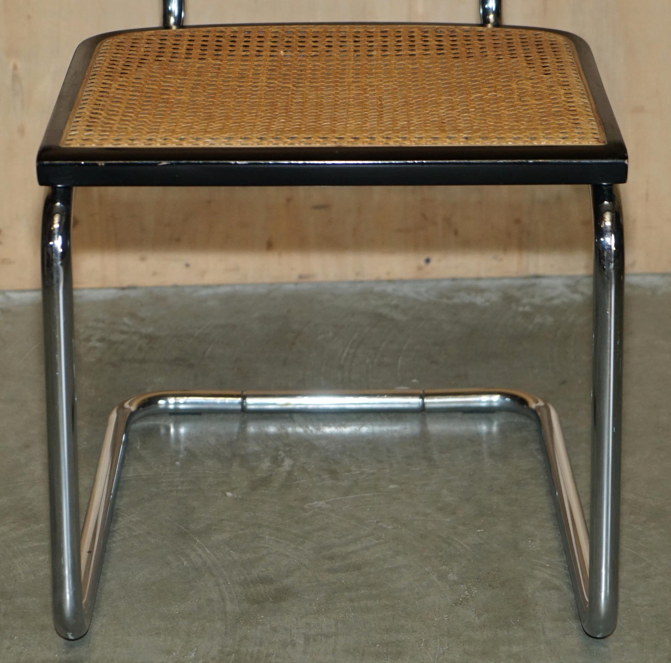 TIMELESS PAIR OF ViNTAGE MARCEL BREUER CESCA KNOLL B32 CHROME BERGERE ARMCHAIRS en vente 2