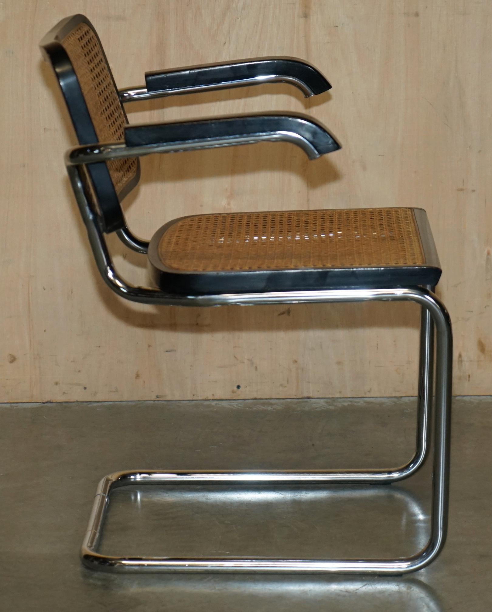 TIMELESS PAIR OF ViNTAGE MARCEL BREUER CESCA KNOLL B32 CHROME BERGERE ARMCHAIRS en vente 3